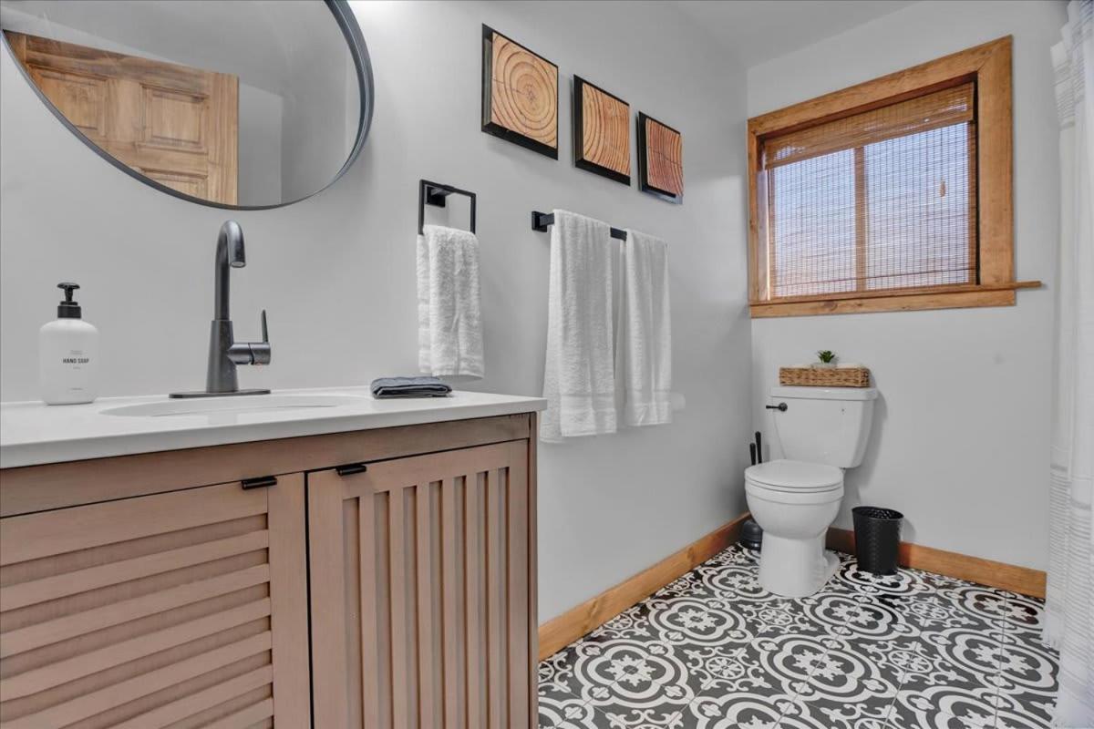 Red Tail Retreat - Property Image 25