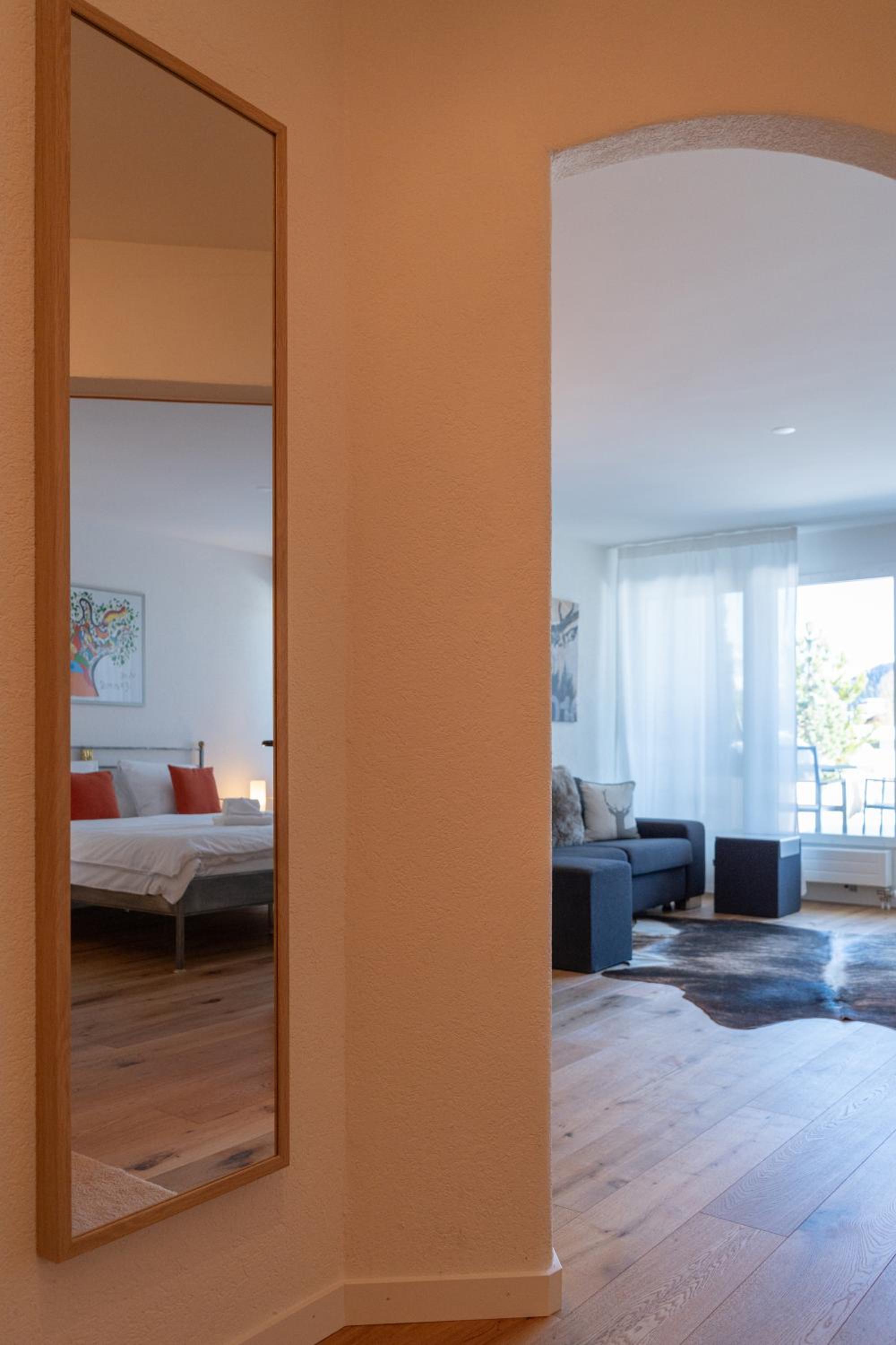 Galerie Obersee 3E - Top Lage- Zentrum Arosa - by Arosa Stay