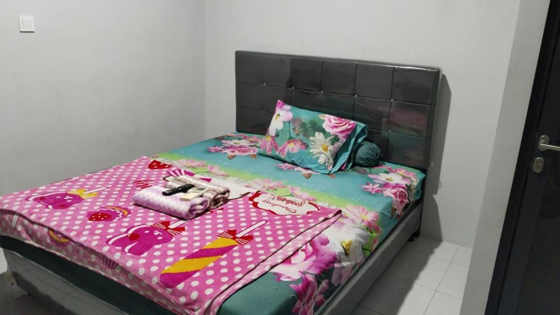 Apartemen Riverdale cikarang by rendiroom