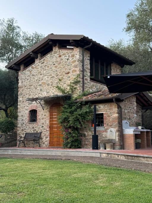 Stillvolles Landhaus zwischen Lucca und Versilia