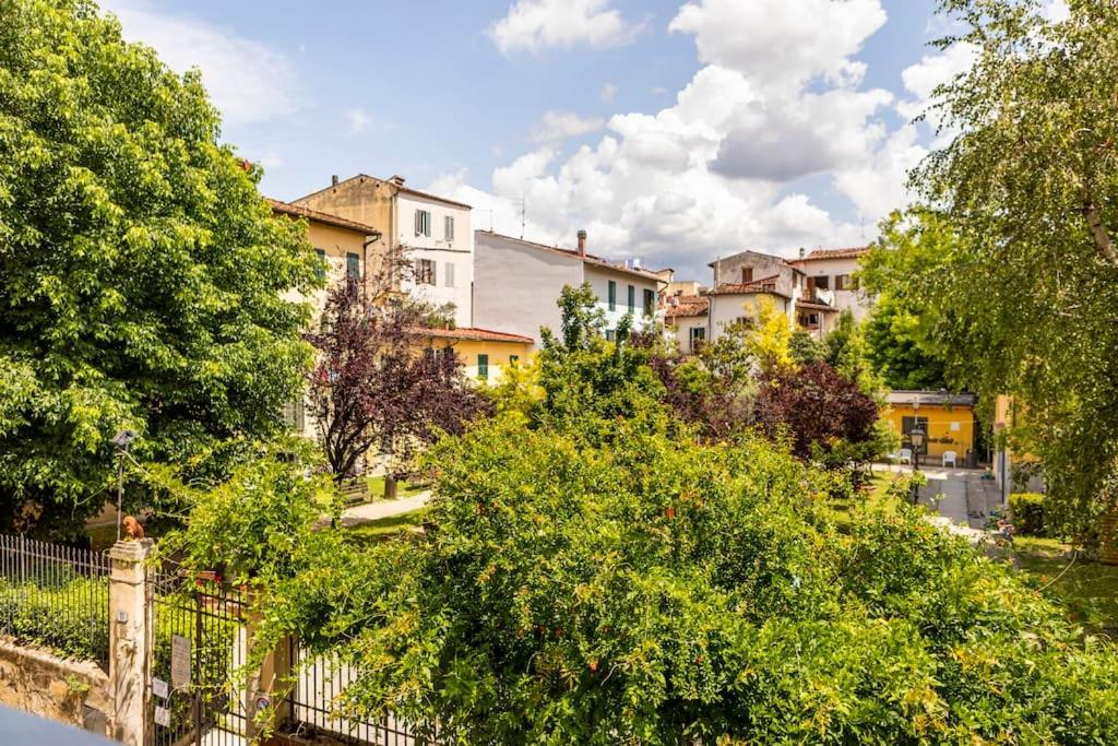 Modern Loft 1 min to Basilica of Santa Croce