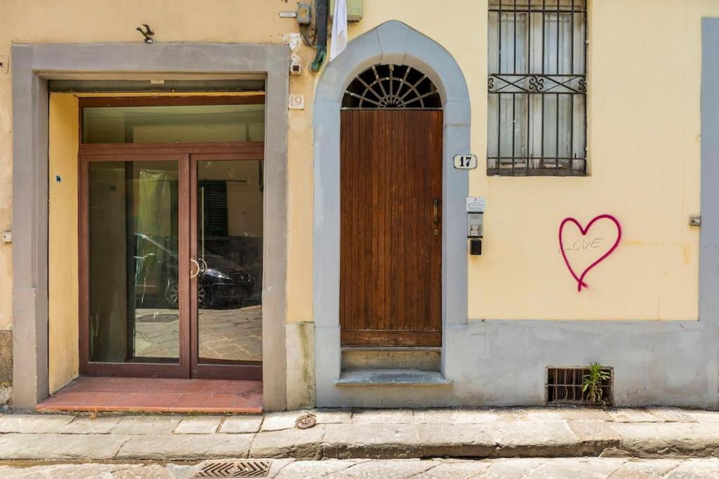 Modern Loft 1 min to Basilica of Santa Croce
