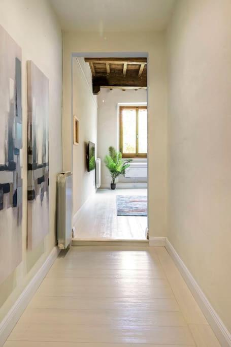 Modern Loft 1 min to Basilica of Santa Croce