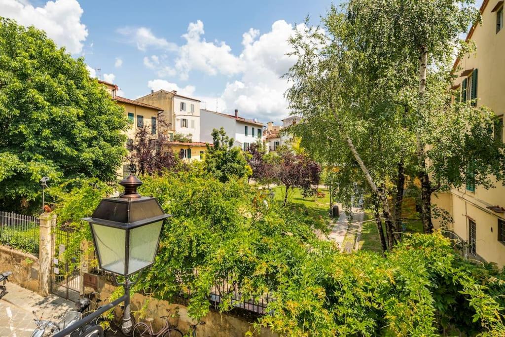 Modern Loft 1 min to Basilica of Santa Croce