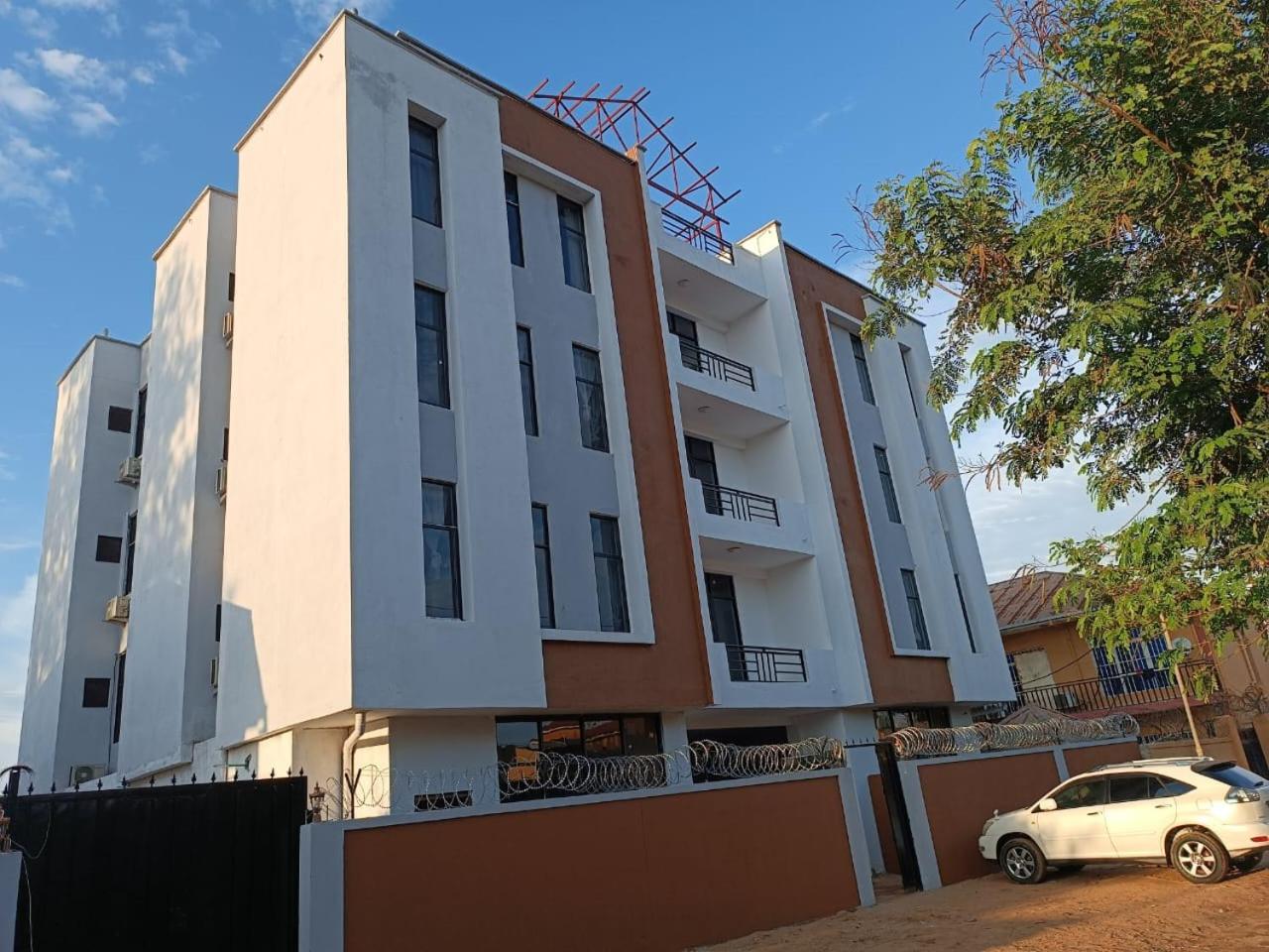 Raya hotel juba