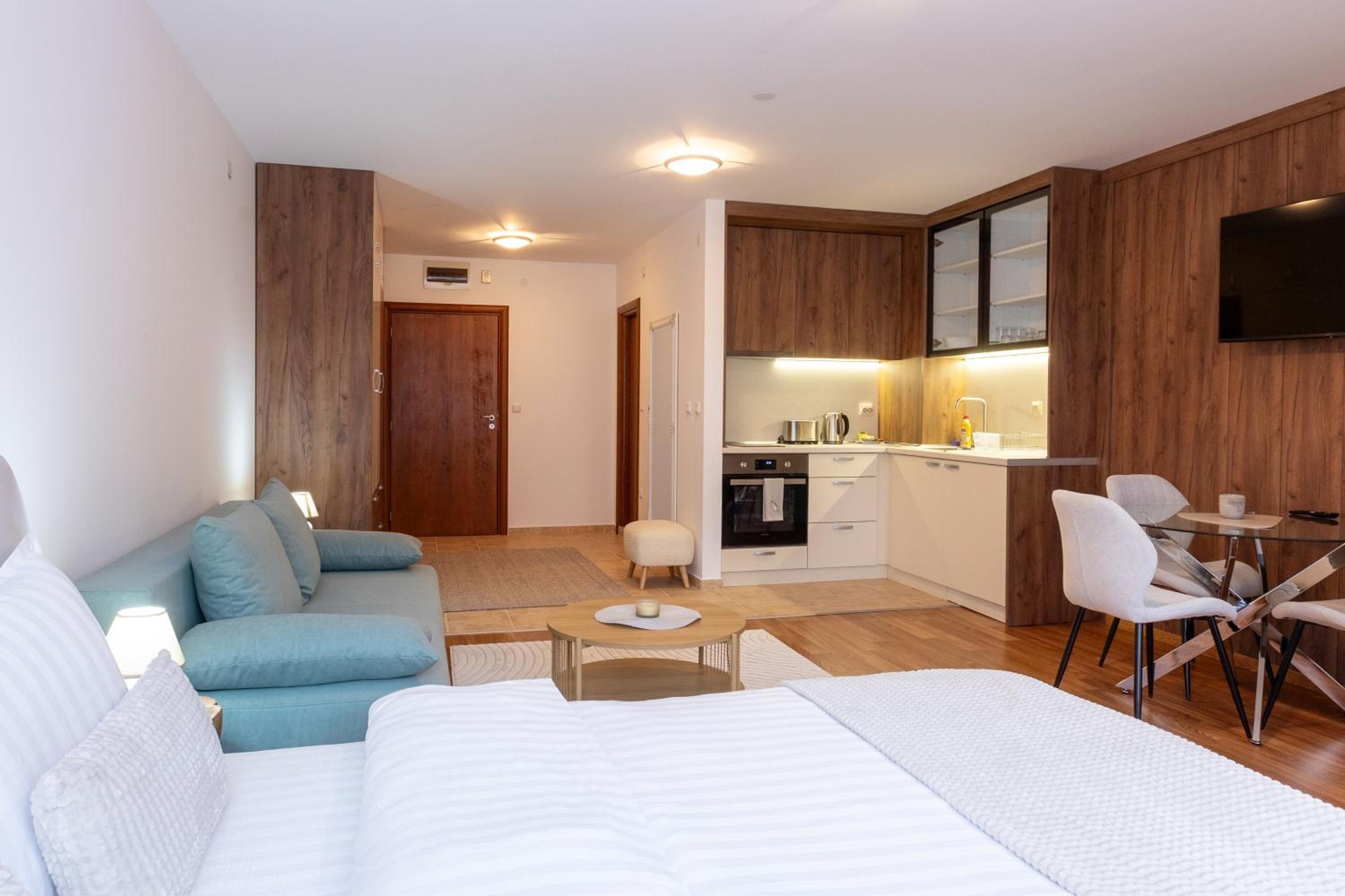 Pirin Sense Apartment Complex
