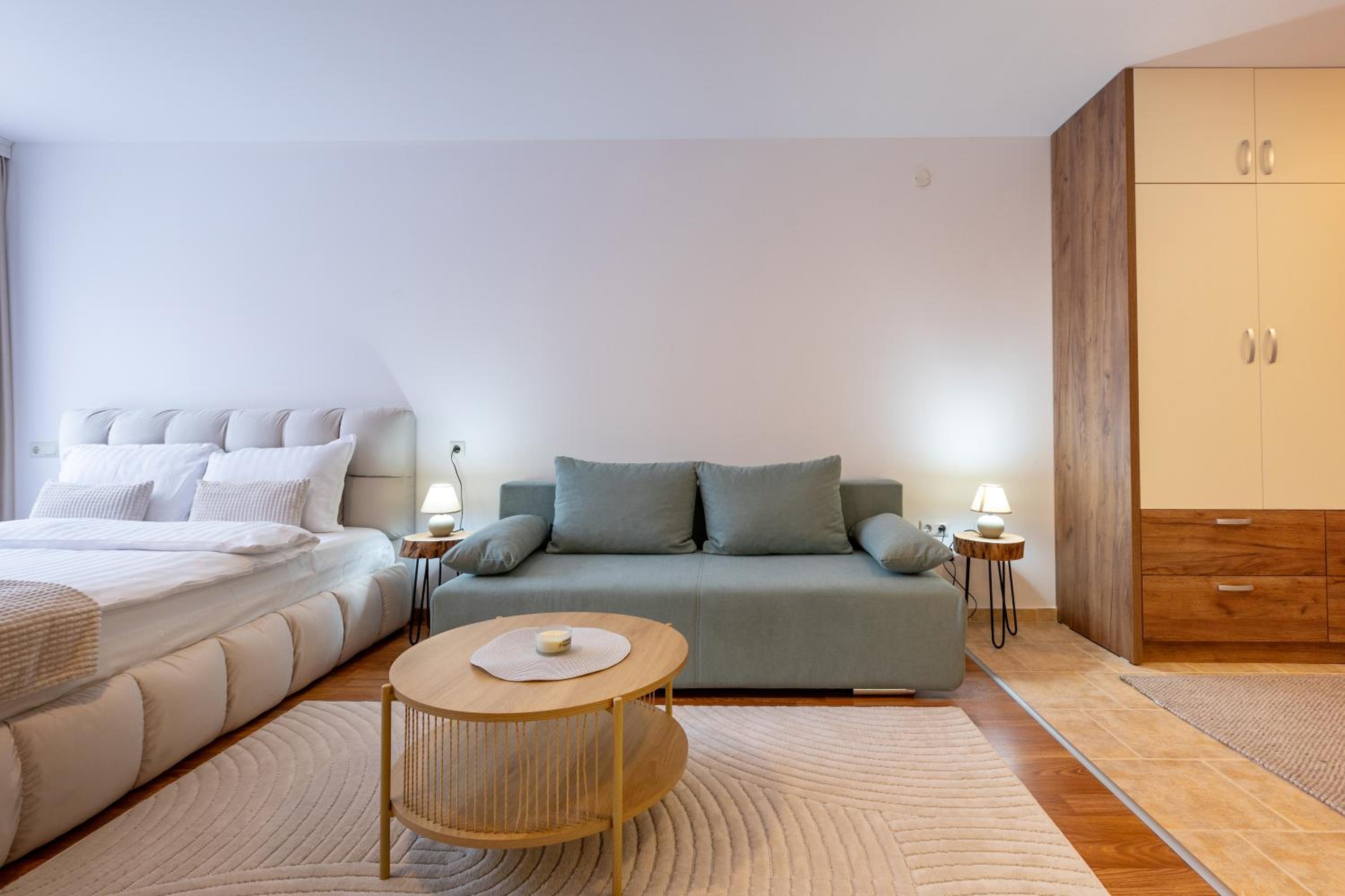Pirin Sense Apartment Complex
