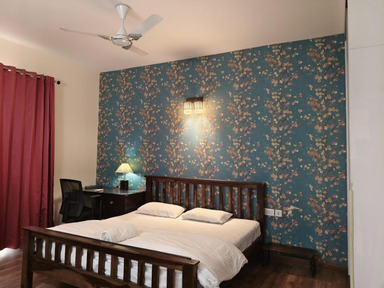 3BHK large Flat for Family, 300 mbps, near metro,Magnificia view 3