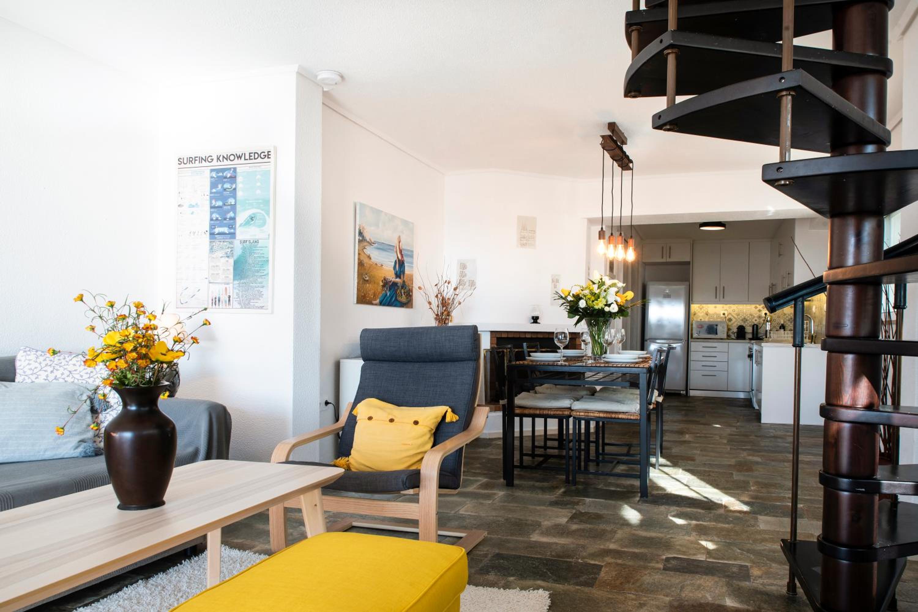 Panoramic Seaview Maisonette with Garden