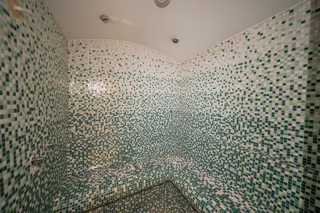 3BR Apartment in Taksim w-pool,parking MGD0mlib
