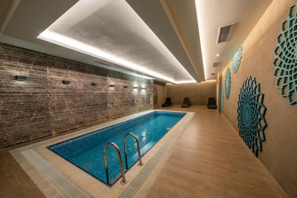 3BR Apartment in Taksim w-pool,parking MGD0mlib