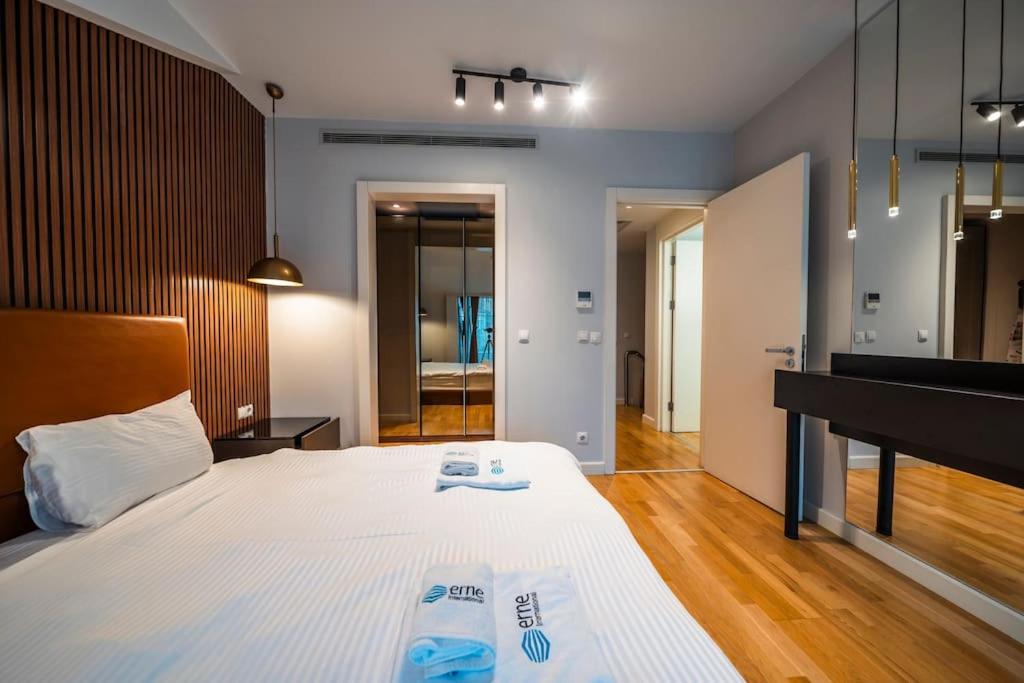 3BR Apartment in Taksim w-pool,parking MGD0mlib
