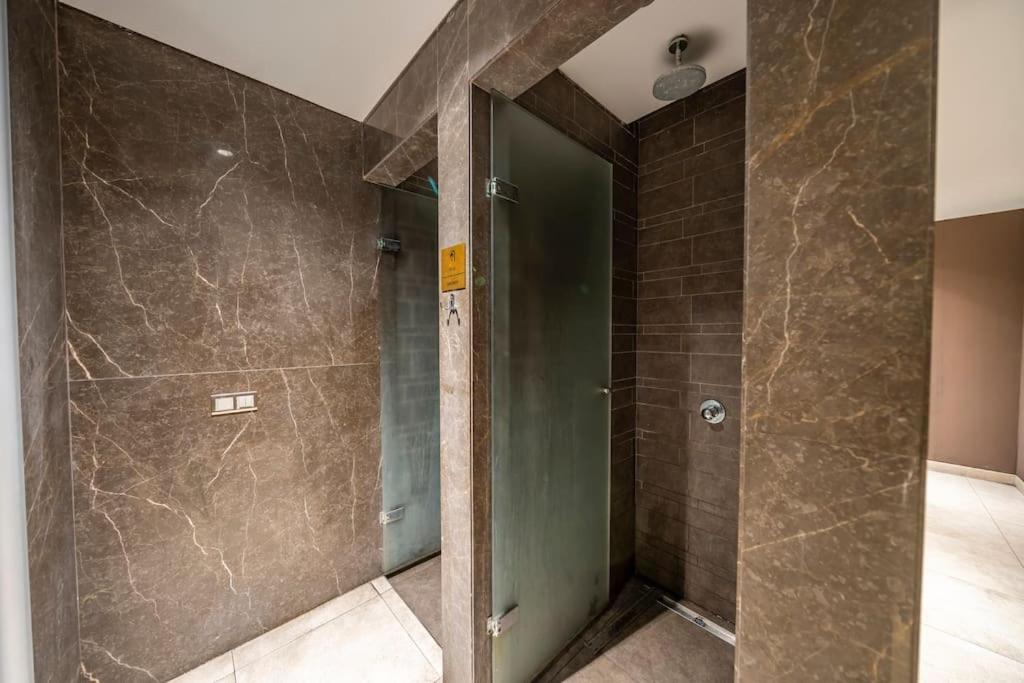 3BR Apartment in Taksim w-pool,parking MGD0mlib