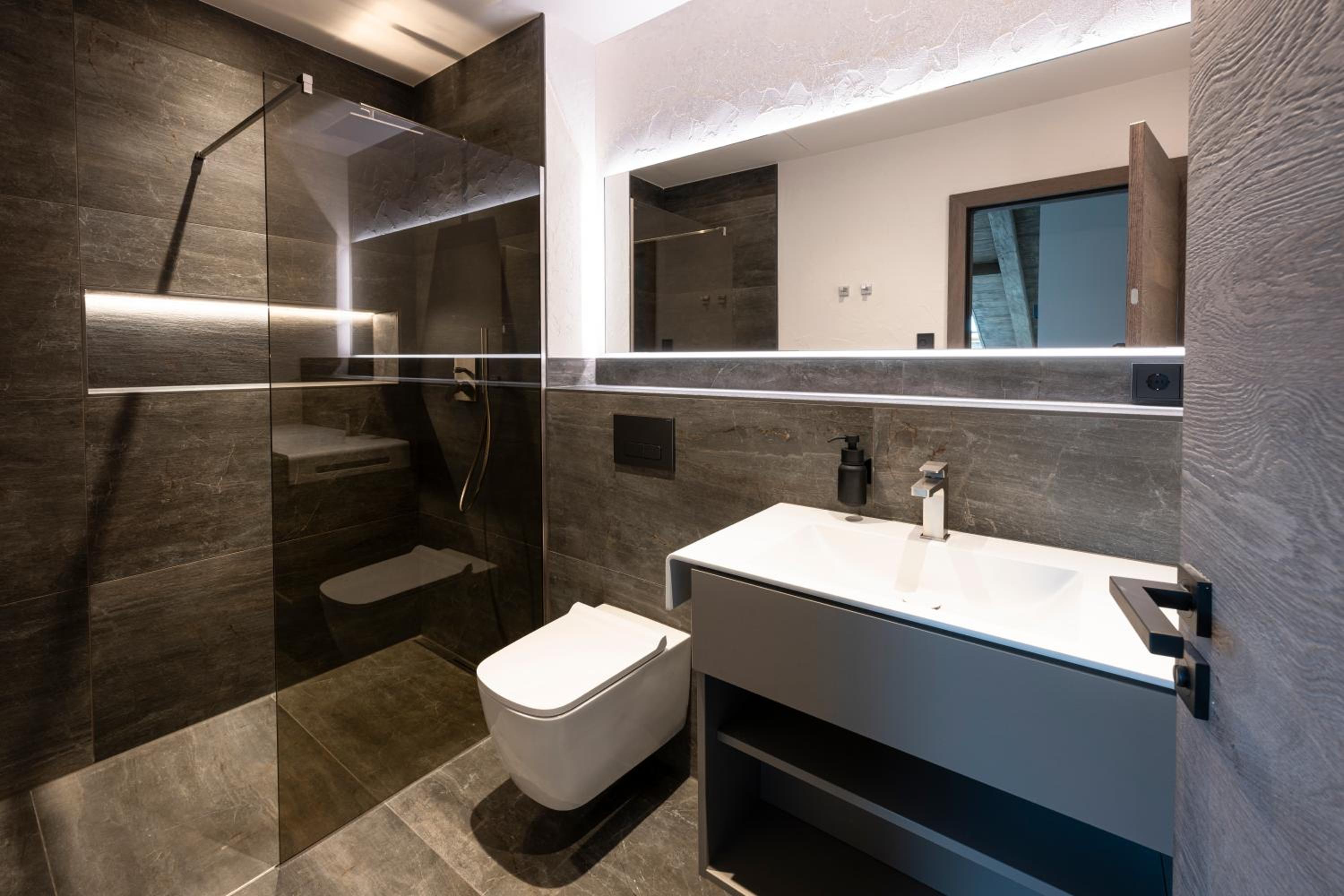 LIVALPIN Chalet - with private Sauna & Whirlpool