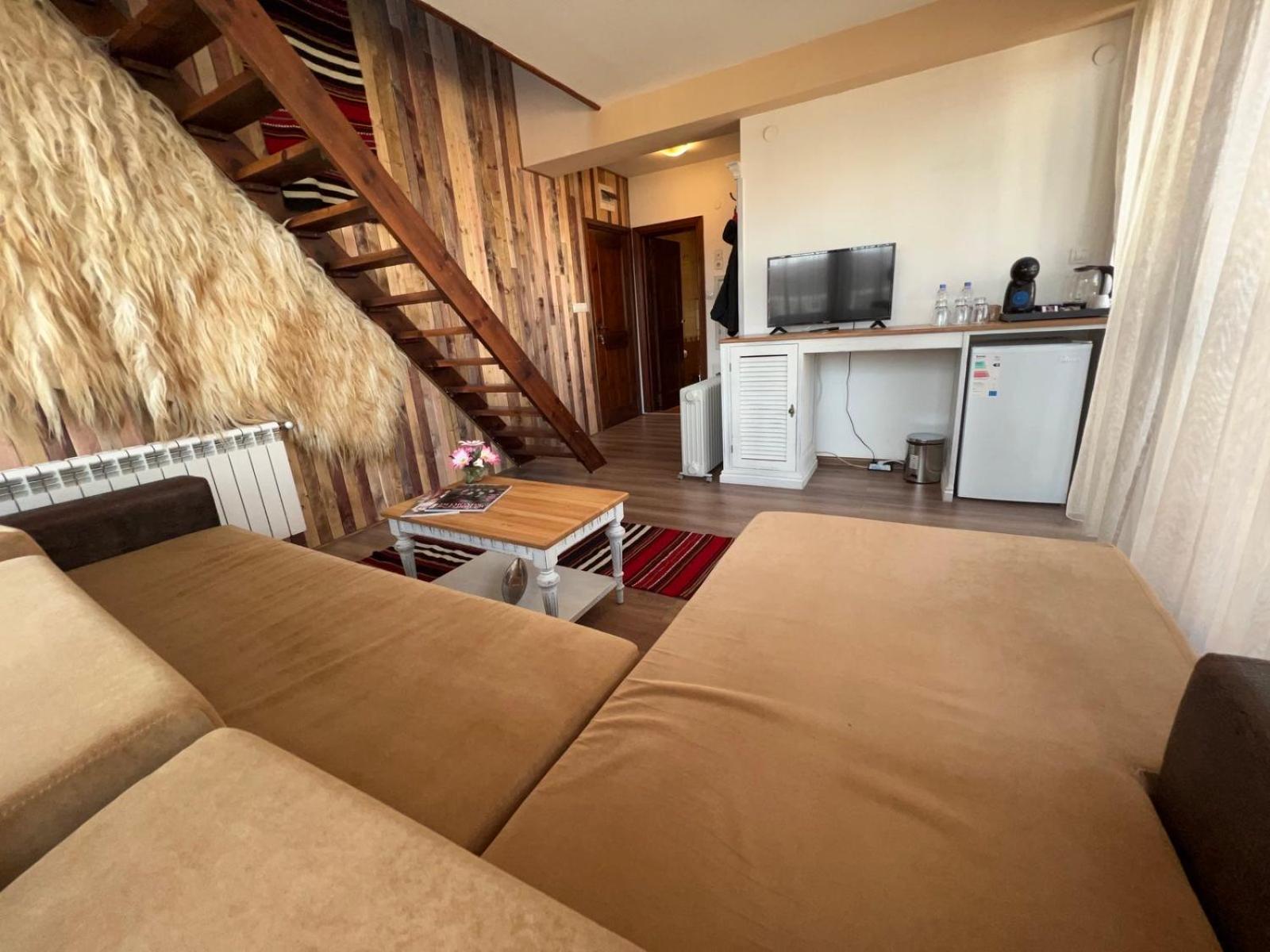 Granat Gondola Apartments next to Ski Lift