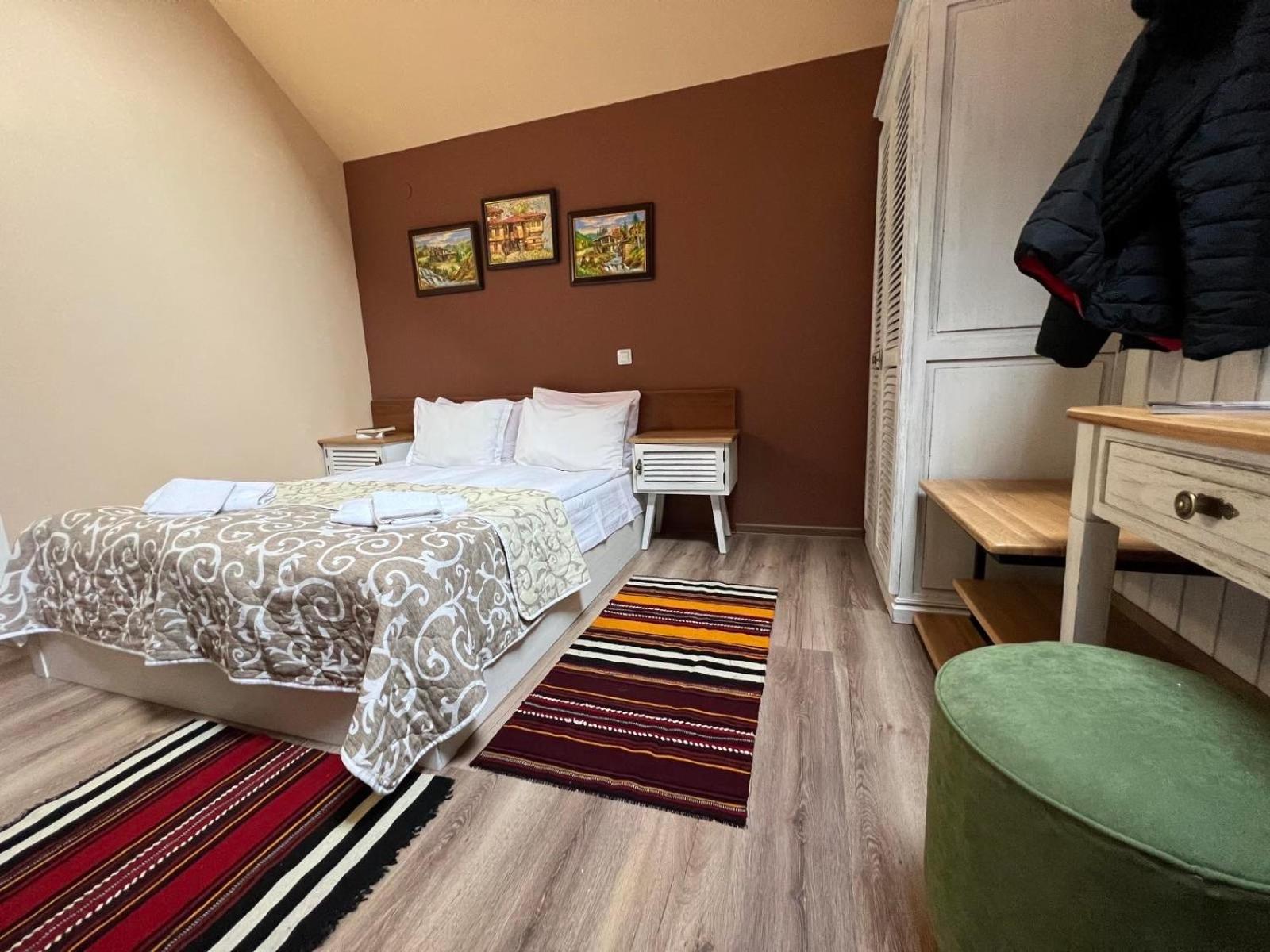 Granat Gondola Apartments next to Ski Lift