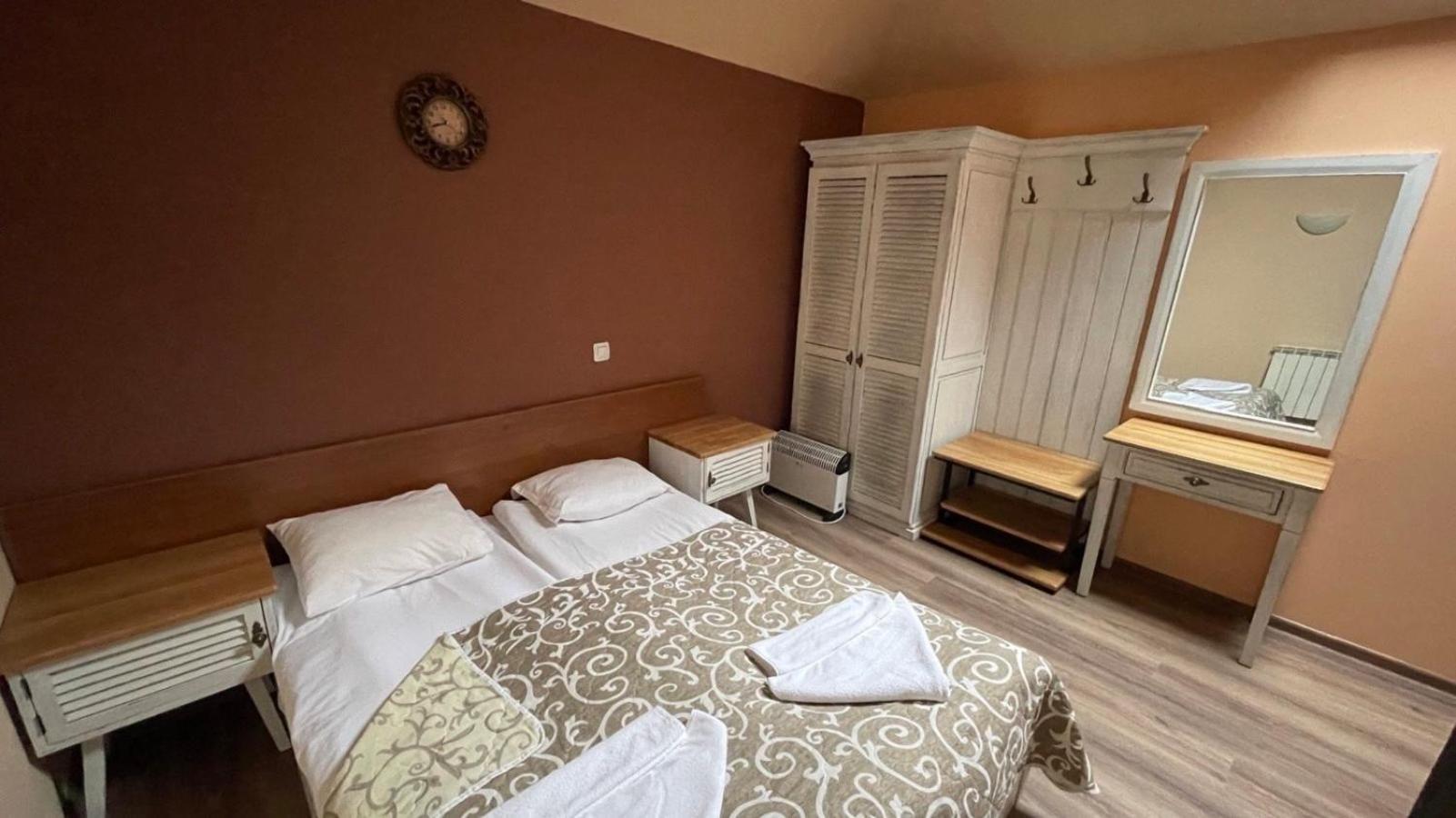 Granat Gondola Apartments next to Ski Lift