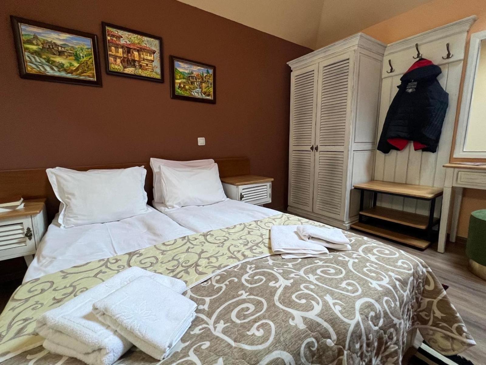 Granat Gondola Apartments next to Ski Lift