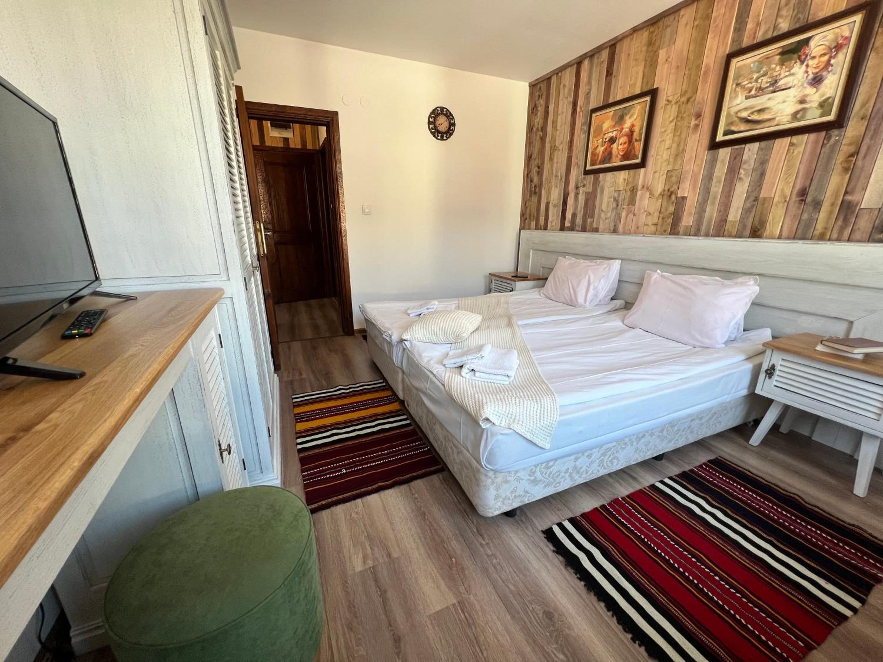 Granat Gondola Apartments next to Ski Lift
