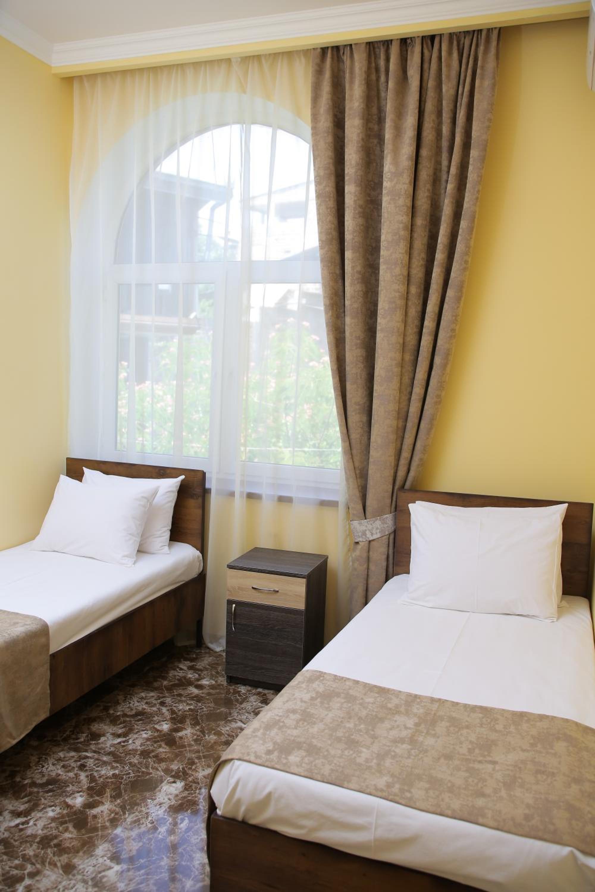 Reds Hotel Yerevan