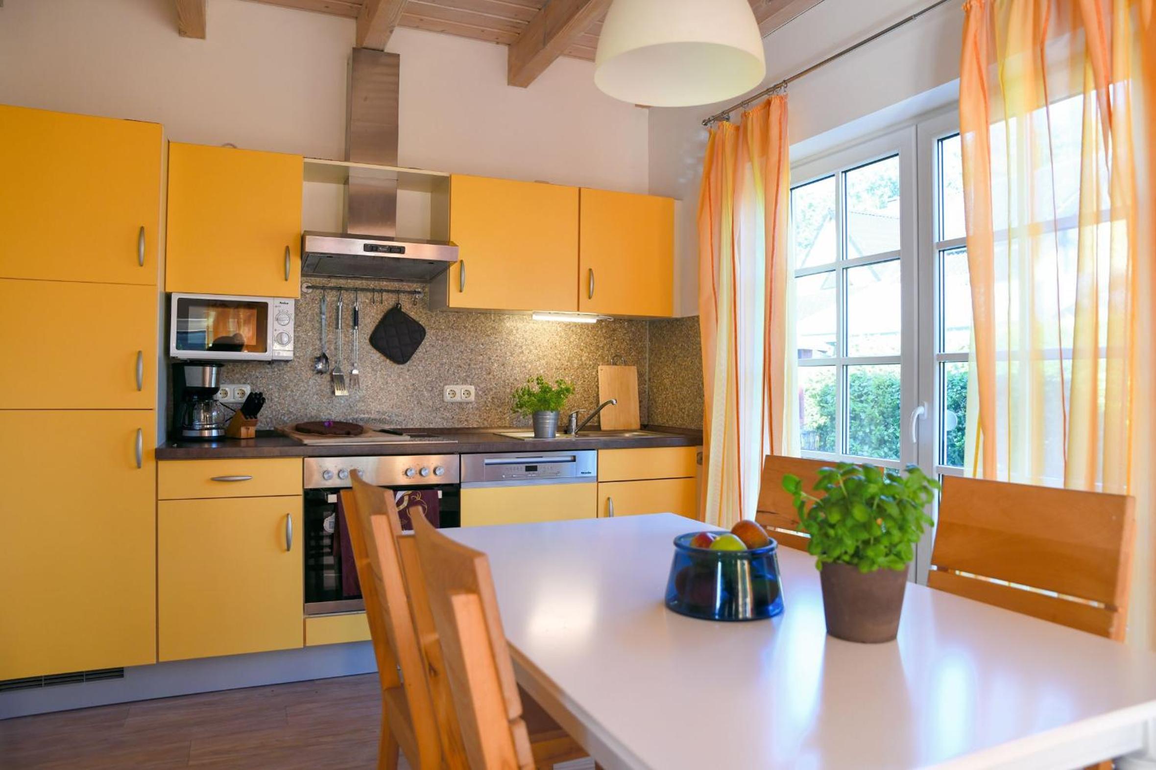 Haus Seestern & Haus Seemöwe mit Sauna, Kamin und Garten