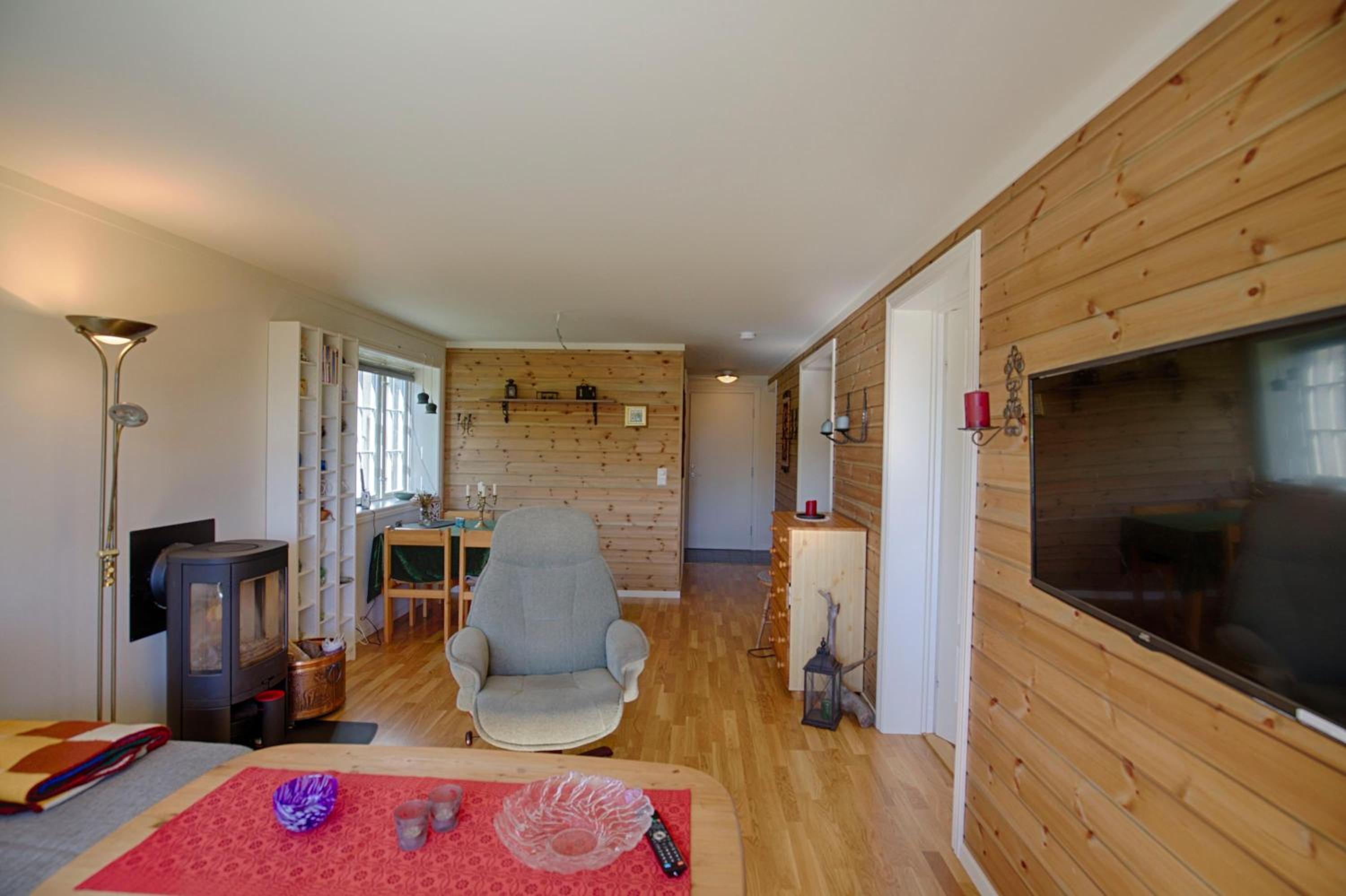 Ideal Getaway For Couples Or Small Families view 4