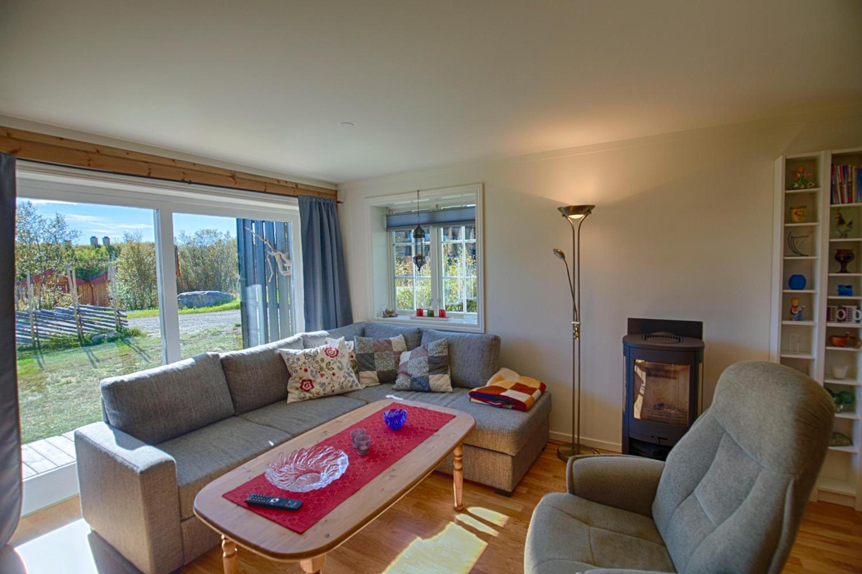Ideal Getaway For Couples Or Small Families view 2
