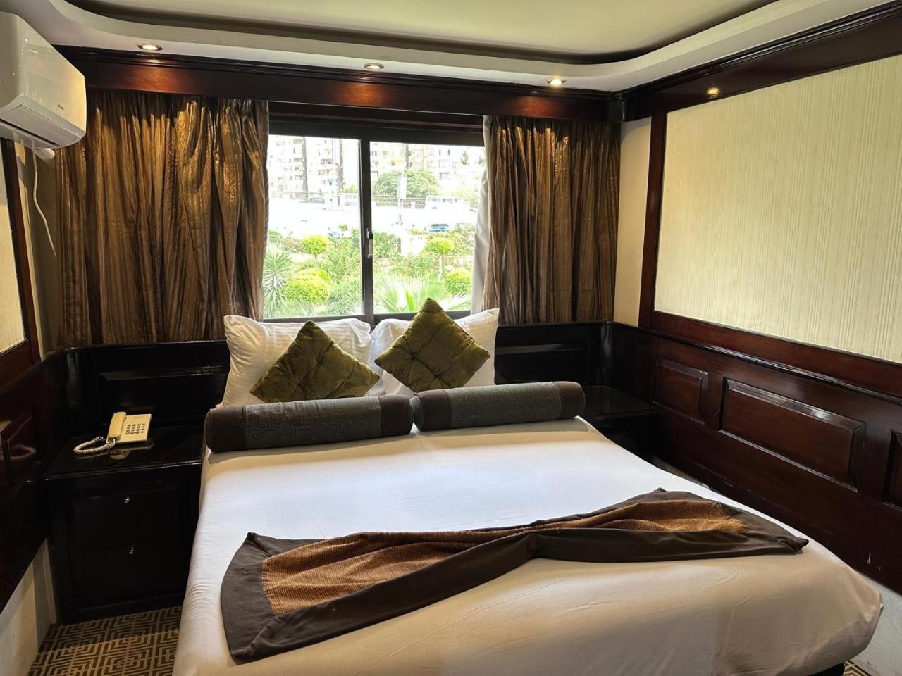 River Boat