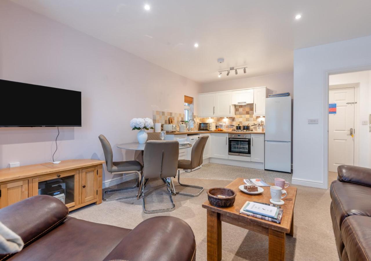 1 Bed in Swanage oc-b30187