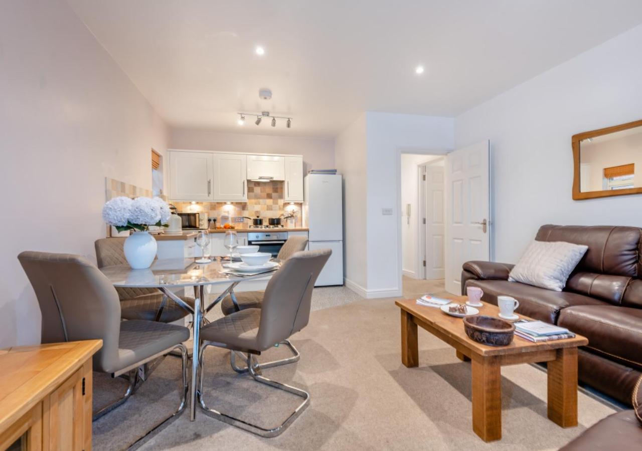 1 Bed in Swanage oc-b30187