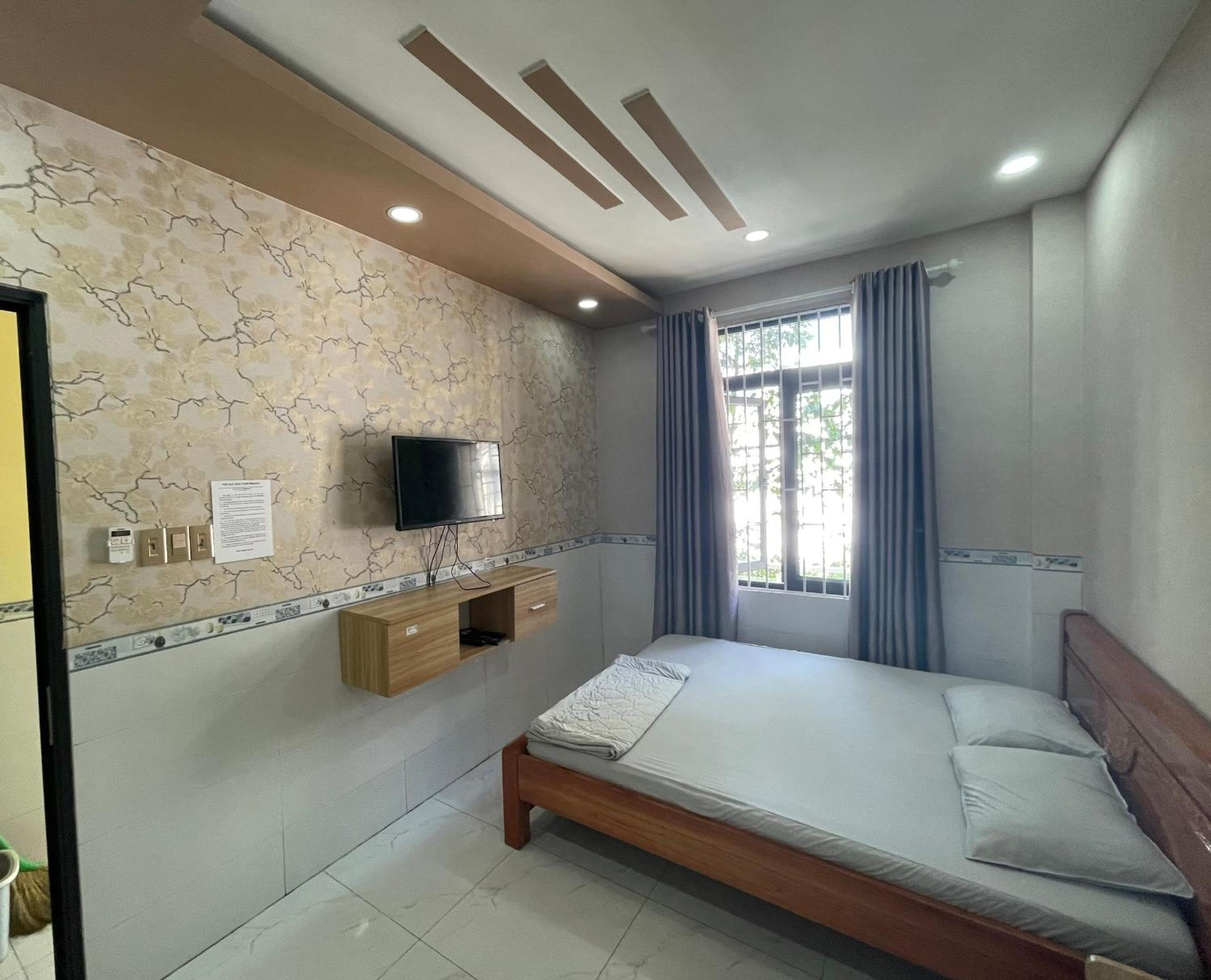 Moony hostel view 5