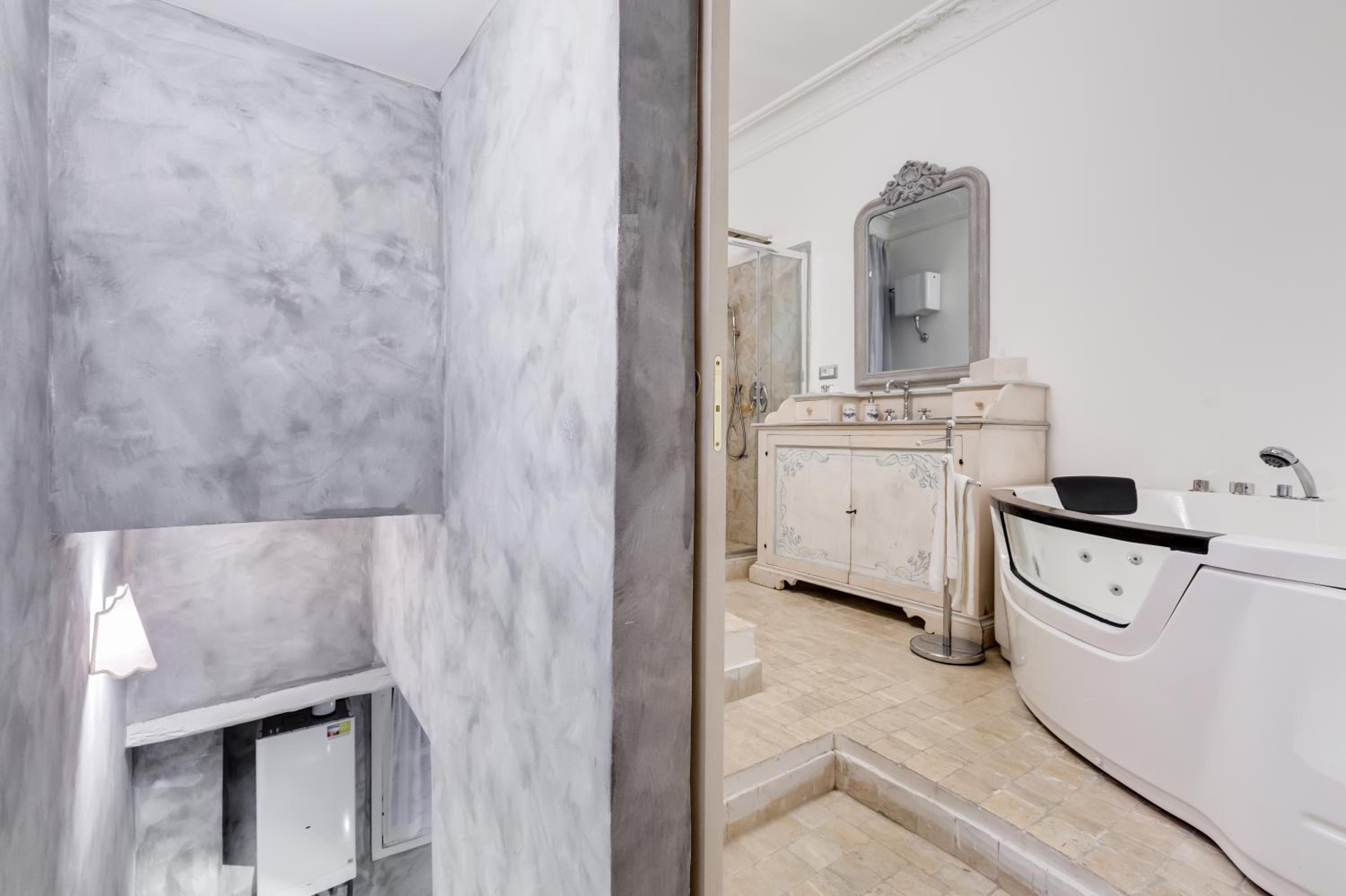Suite Experience Spanish Steps Apartment