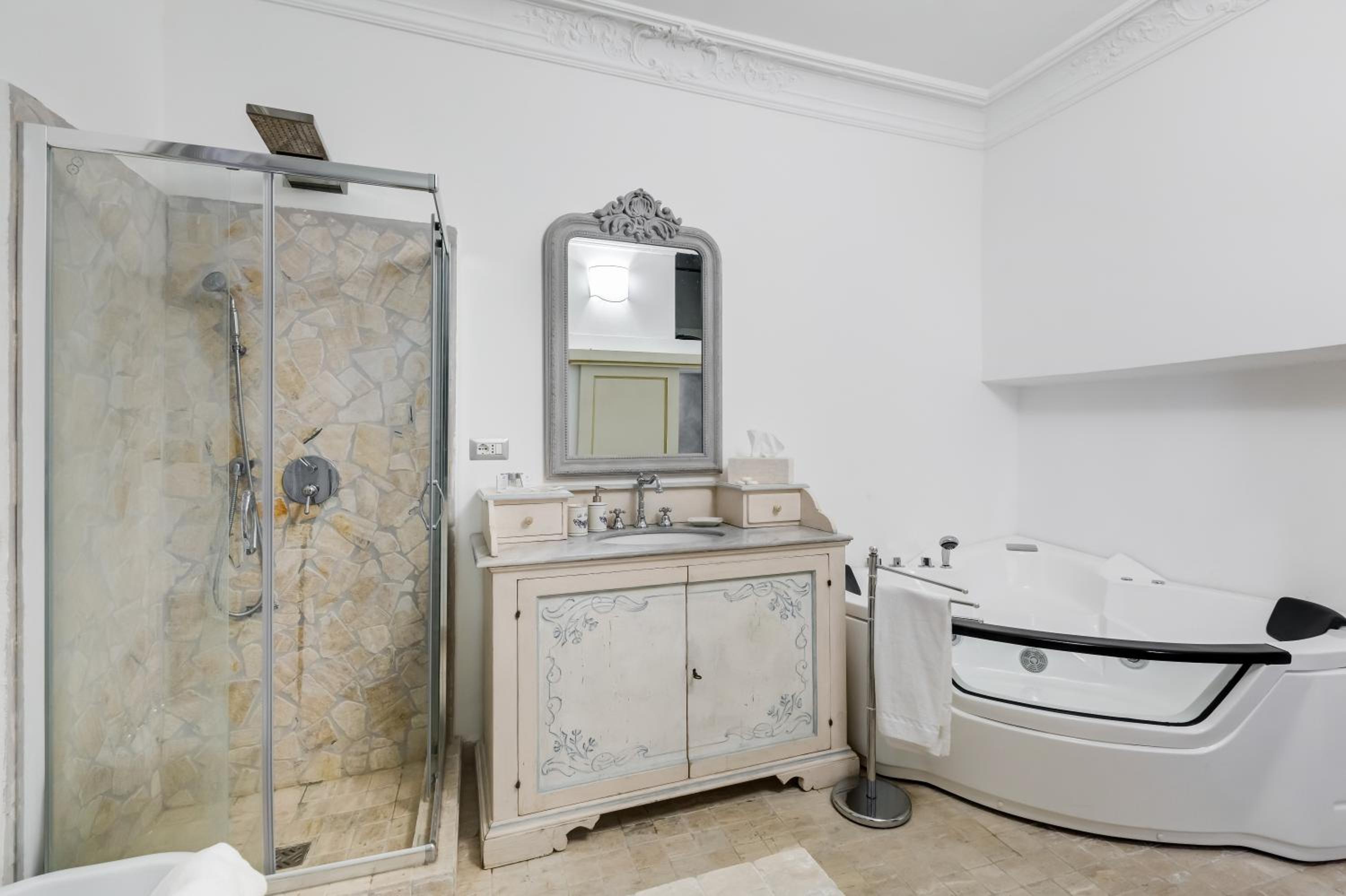 Suite Experience Spanish Steps Apartment