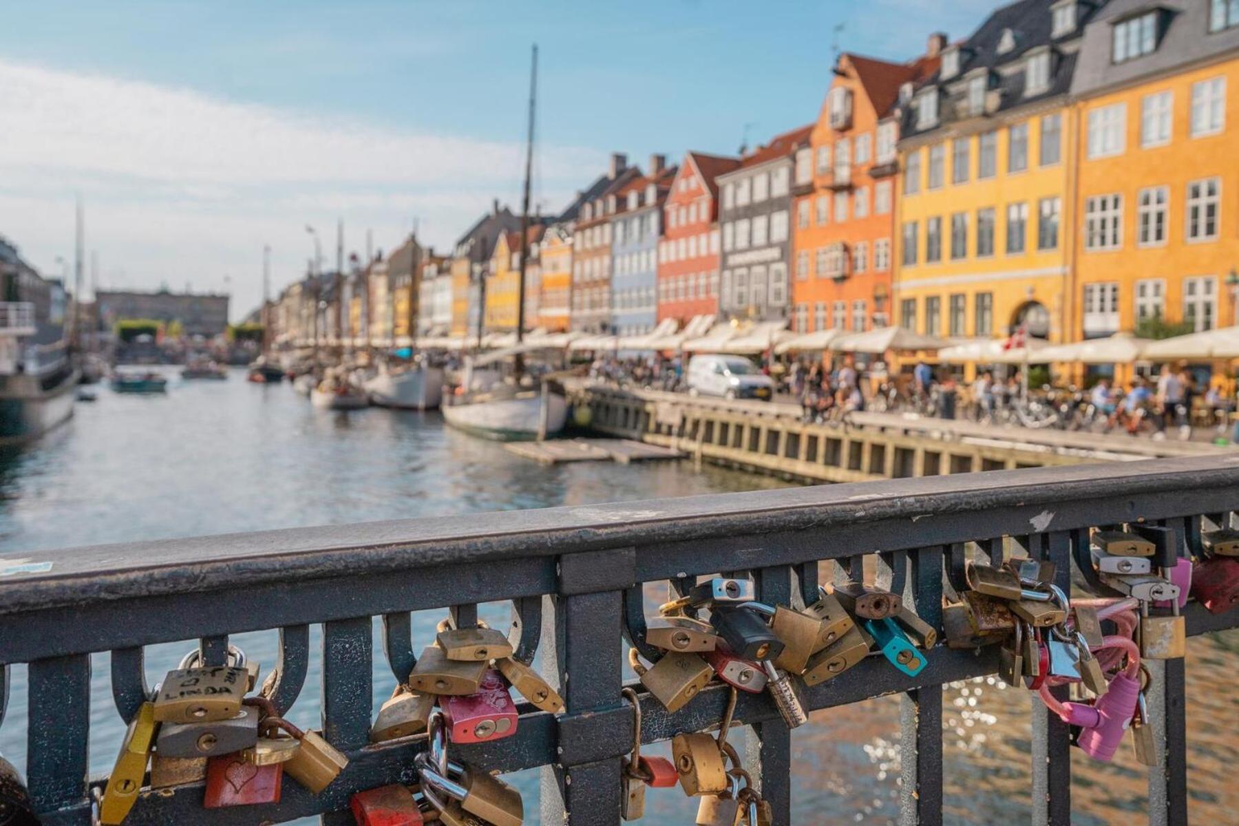 Central Copenhagen Apt with Balcony, Free Parking & Elevator view 3