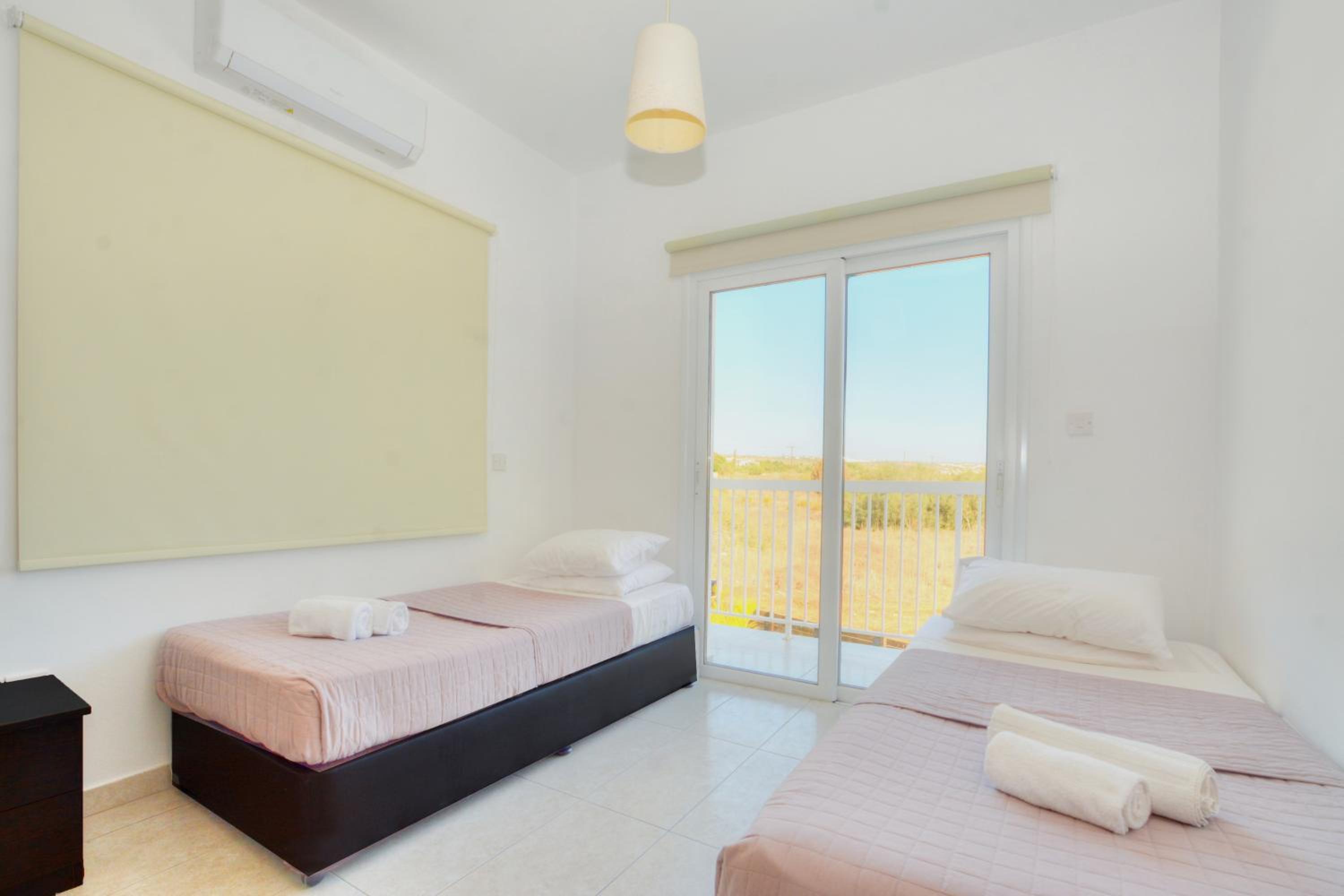 Nissi Villa Christa