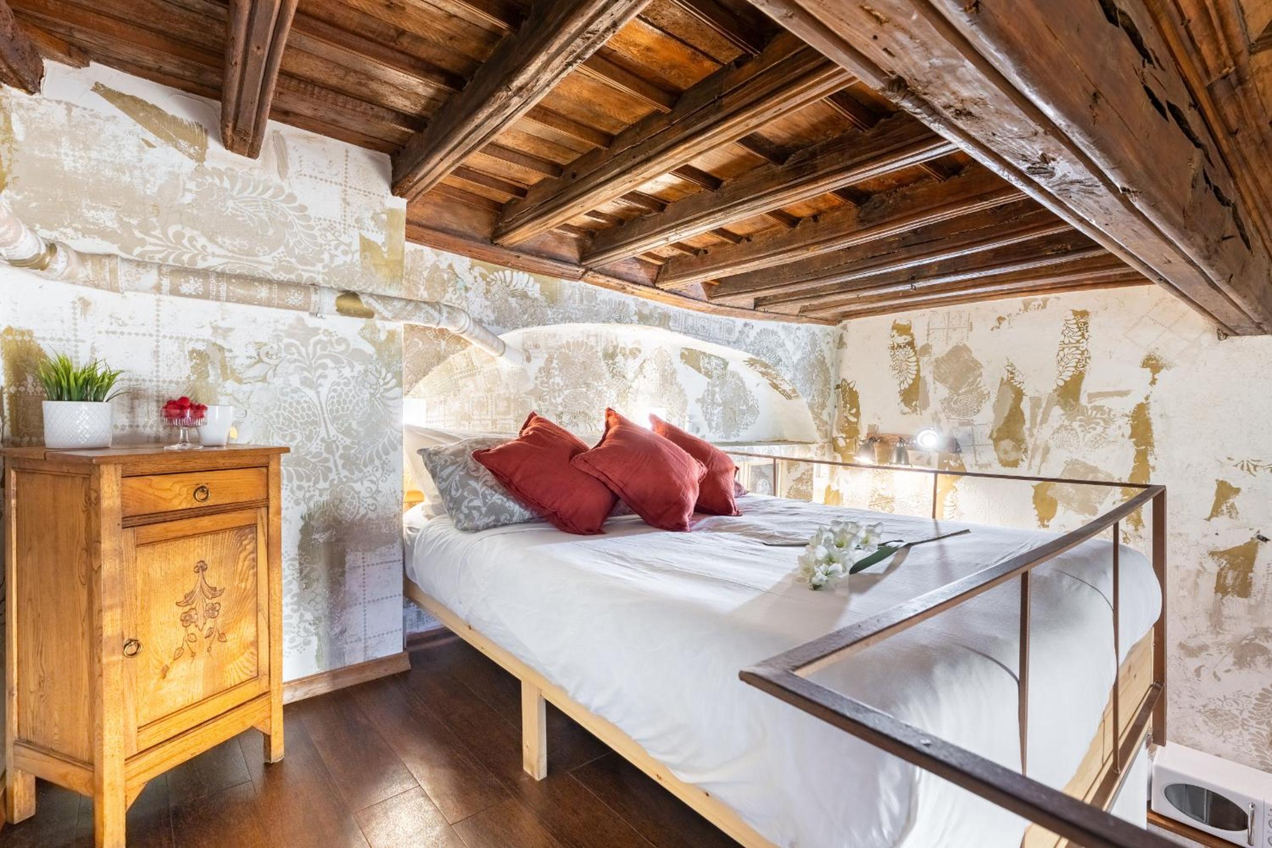 Historical Suite Mercanti, city center photo 2