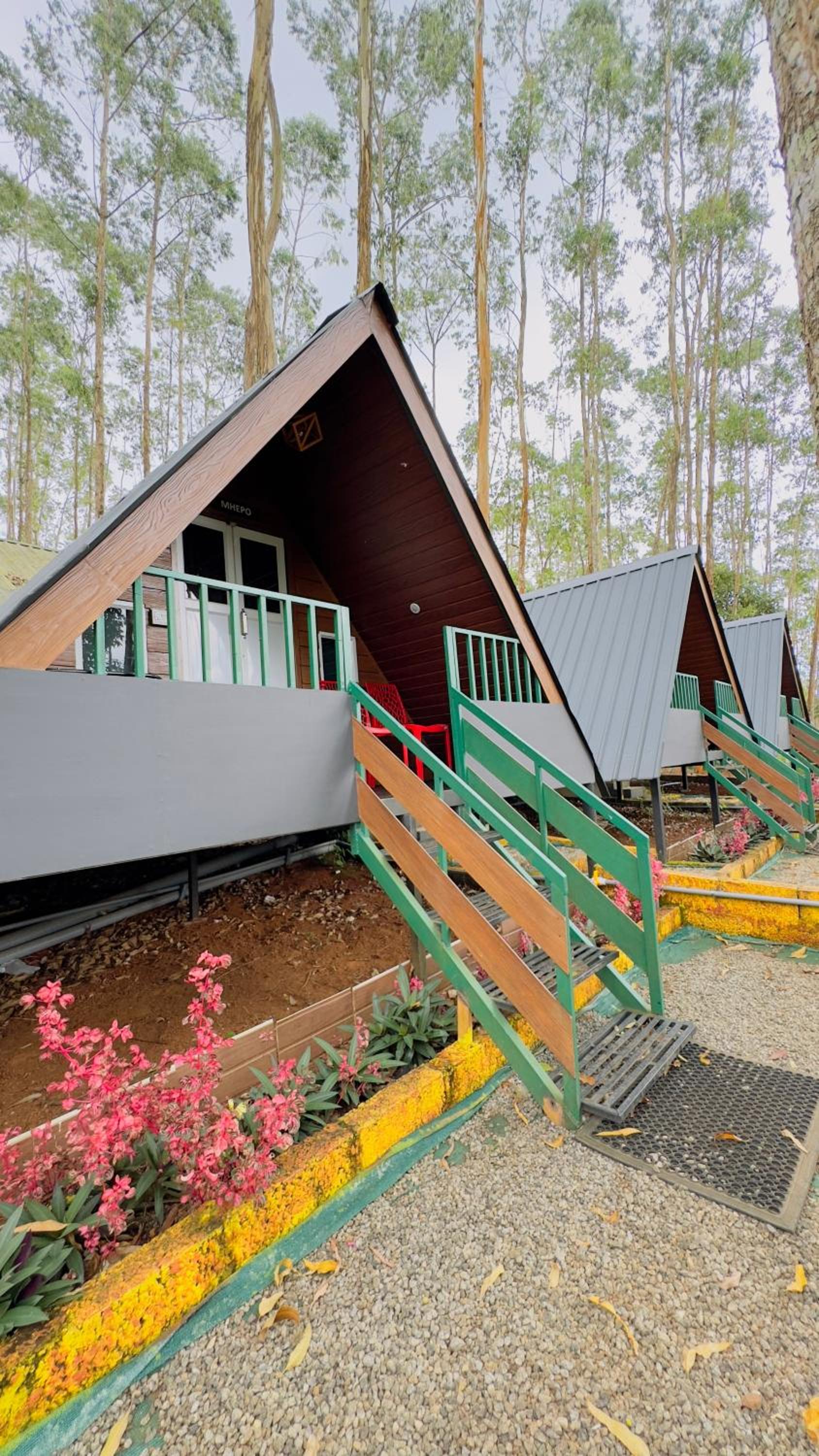 Ventos Tent Stay and Aframes view 2