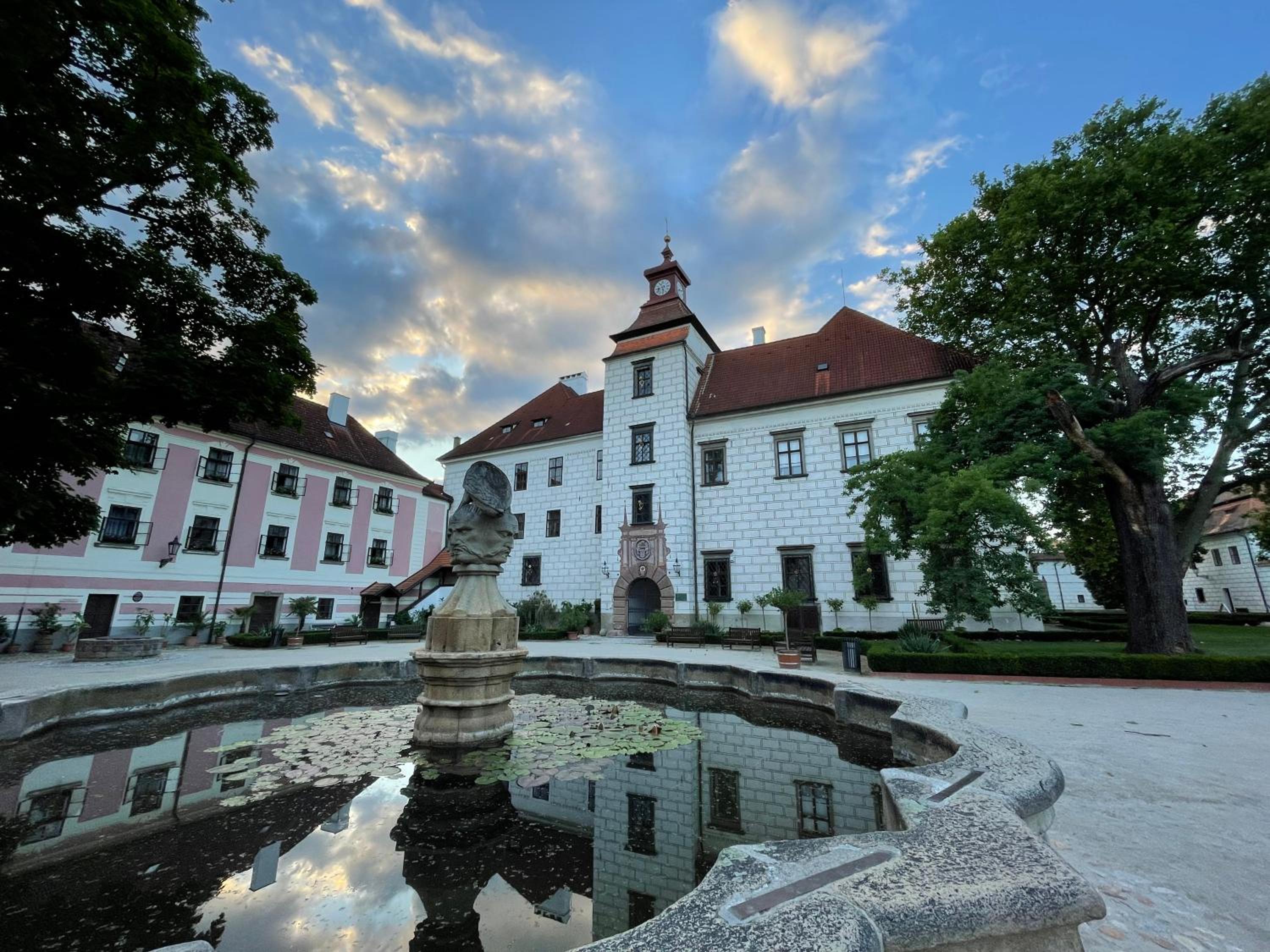 Domeček U zámeckého parku