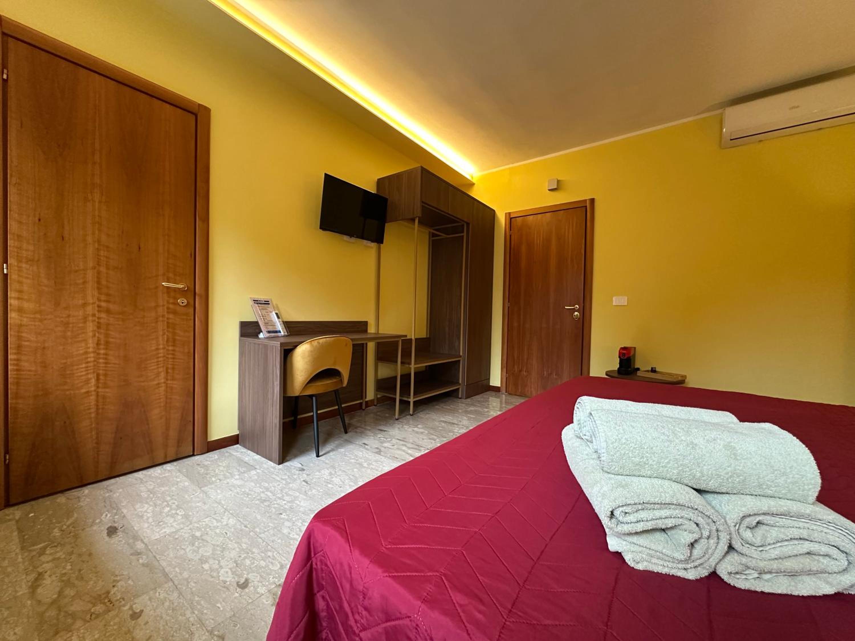 hotel room