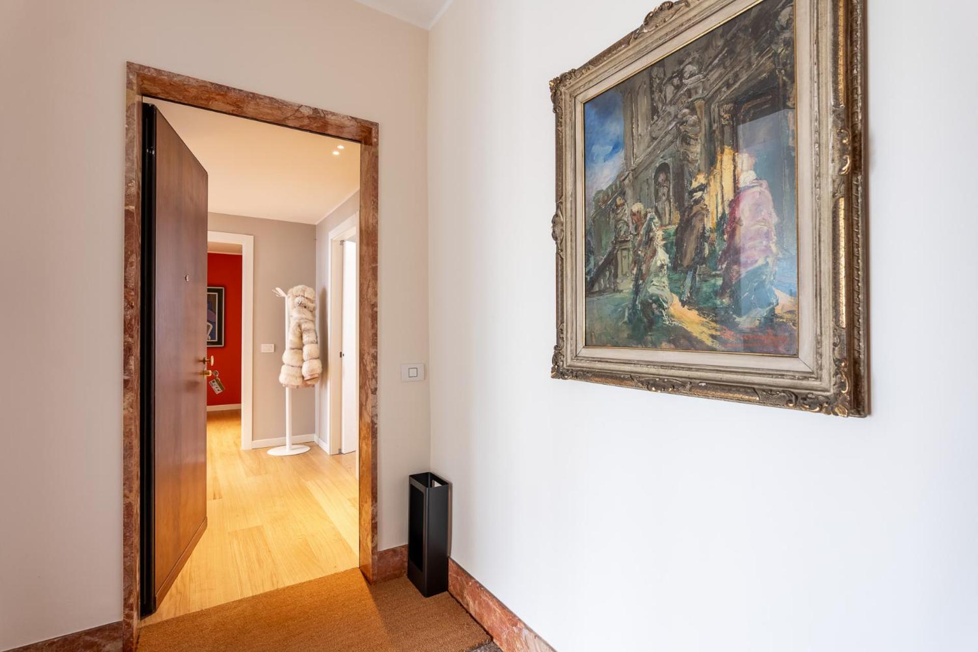 NEW Luxurious & Unique Apartment in Duomo