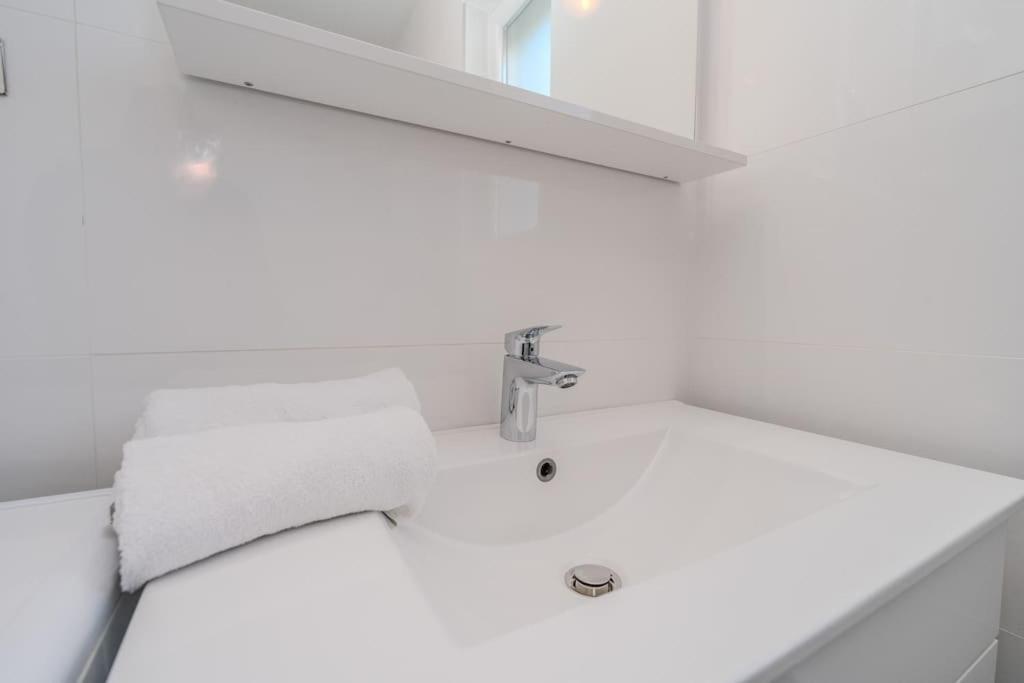 Nova Excellence modern apartment for 8