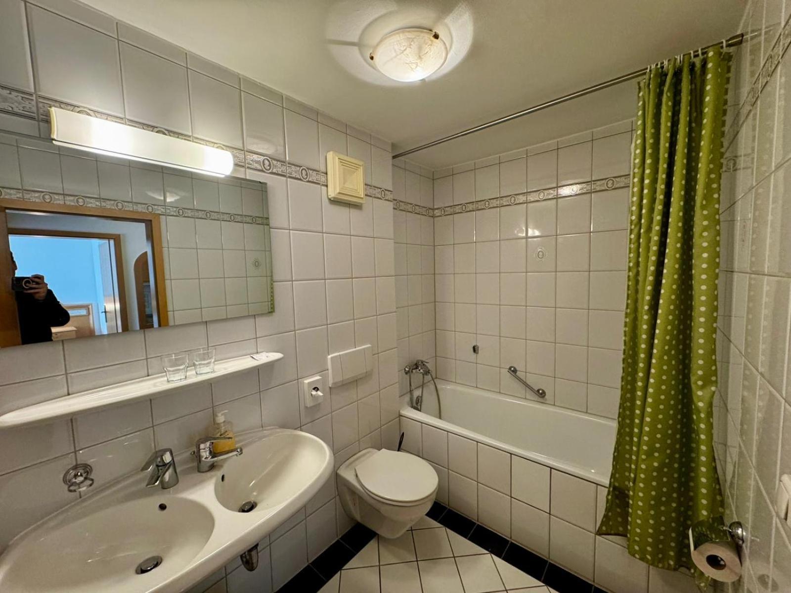 Aparthotel Zum Gutshof