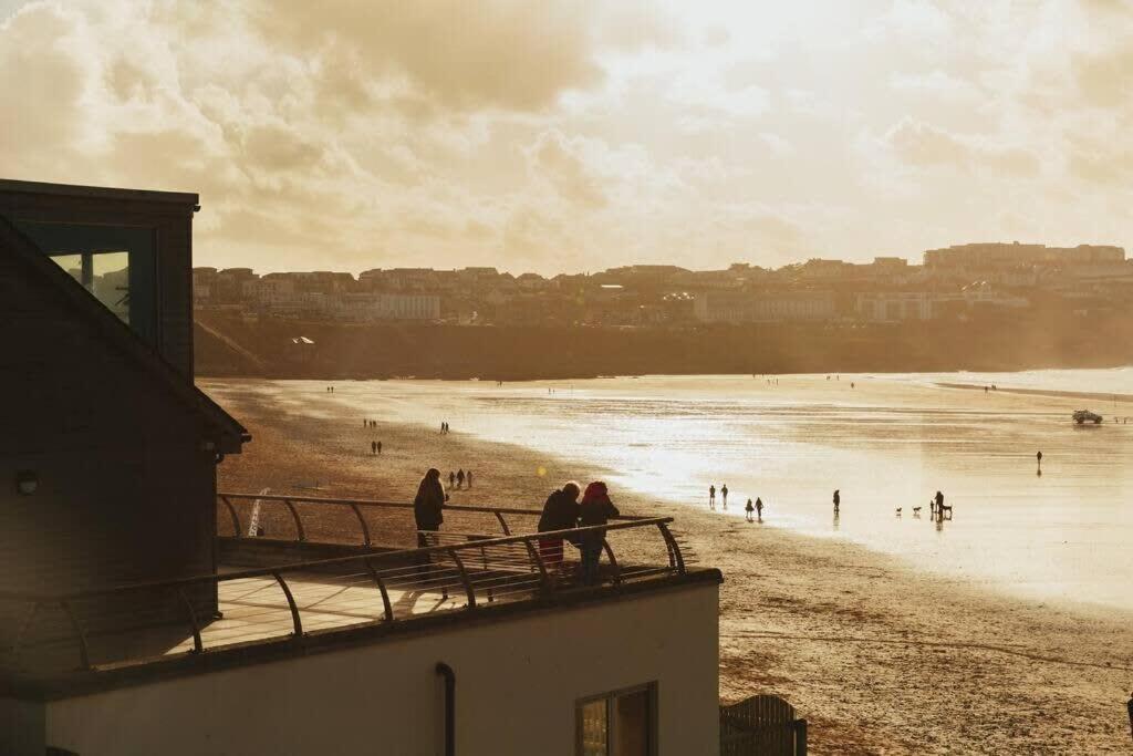 Family Home in Newquay Parking 3 mins to Beach view 5