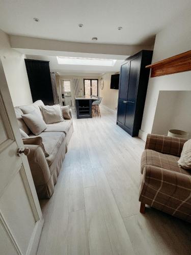 Beverley Town Centre luxury cottage view 5