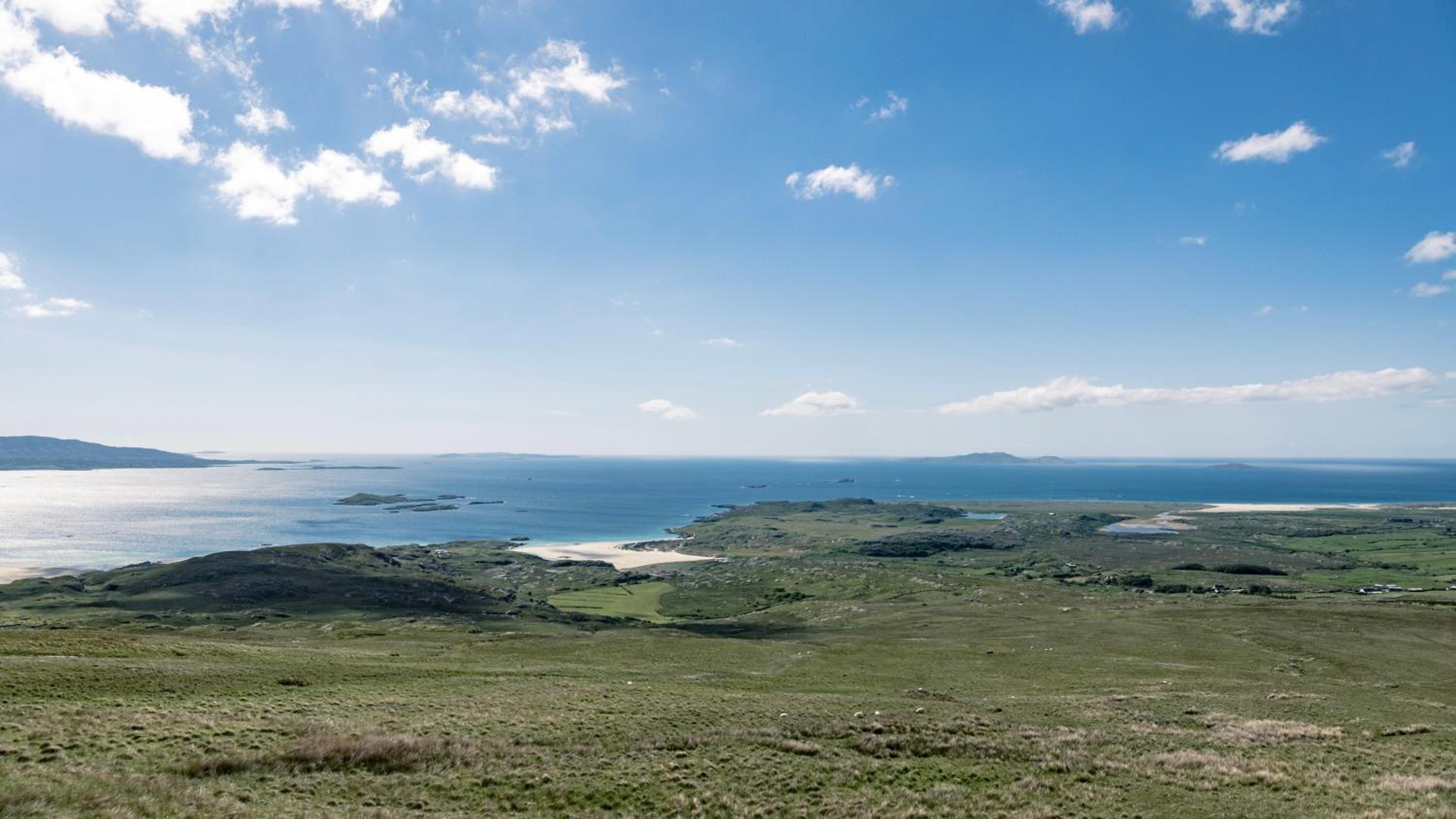 Magnificent house on the West Coast of Ireland view 4