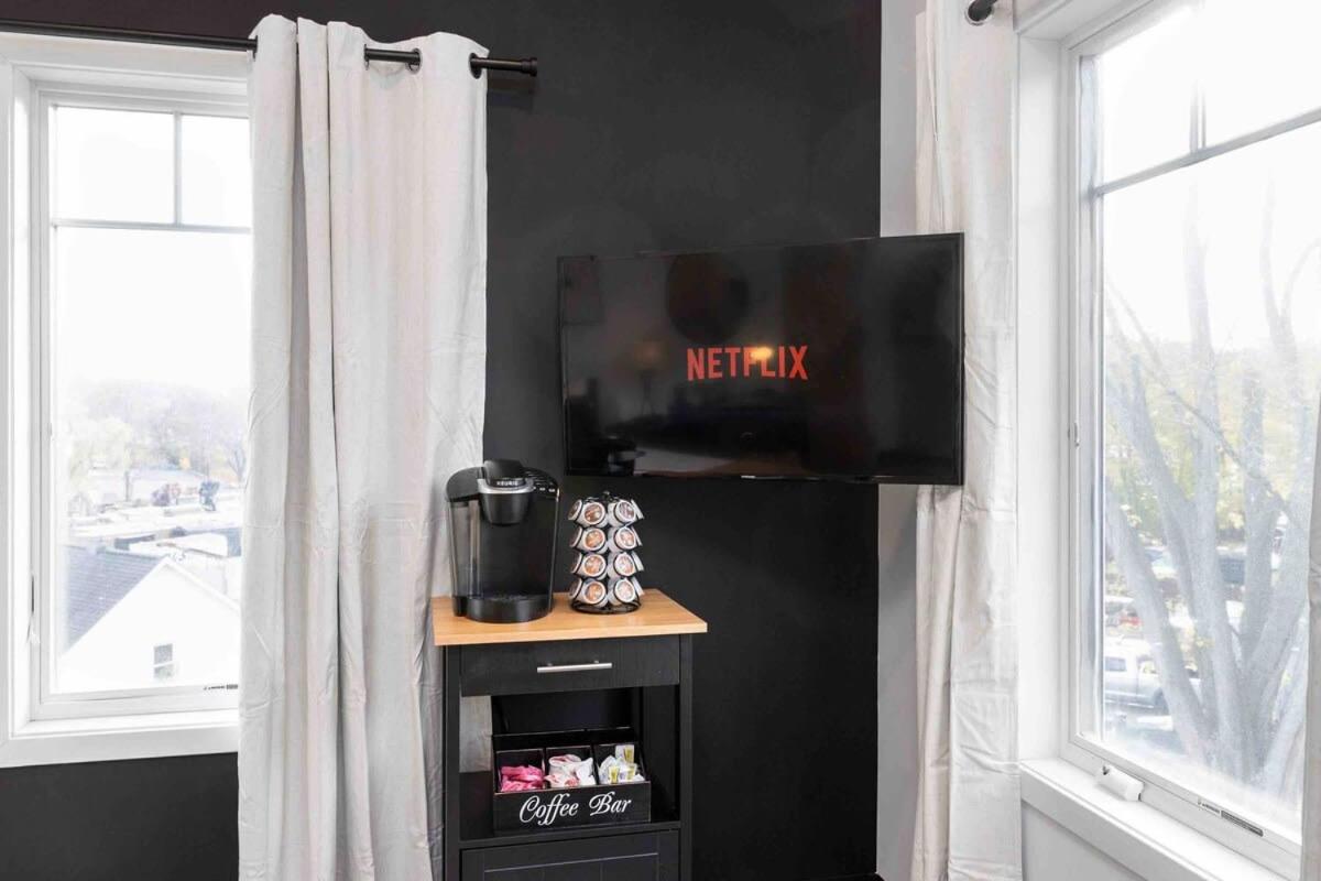 Stylish Studio with Kitchen Central Danbury view 5