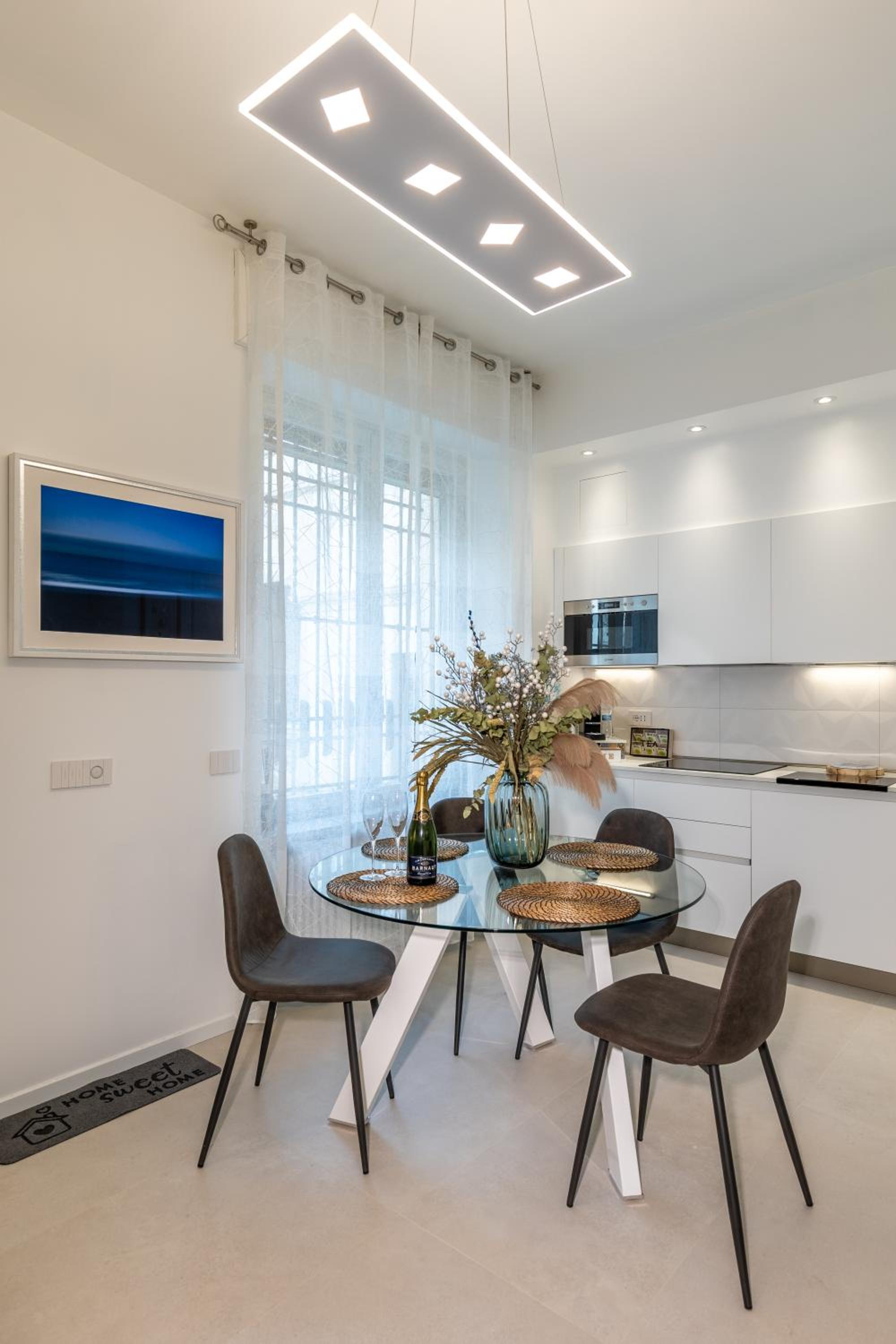 Palazzo Cavour, 34 - Luxury Suite Decumano view 3