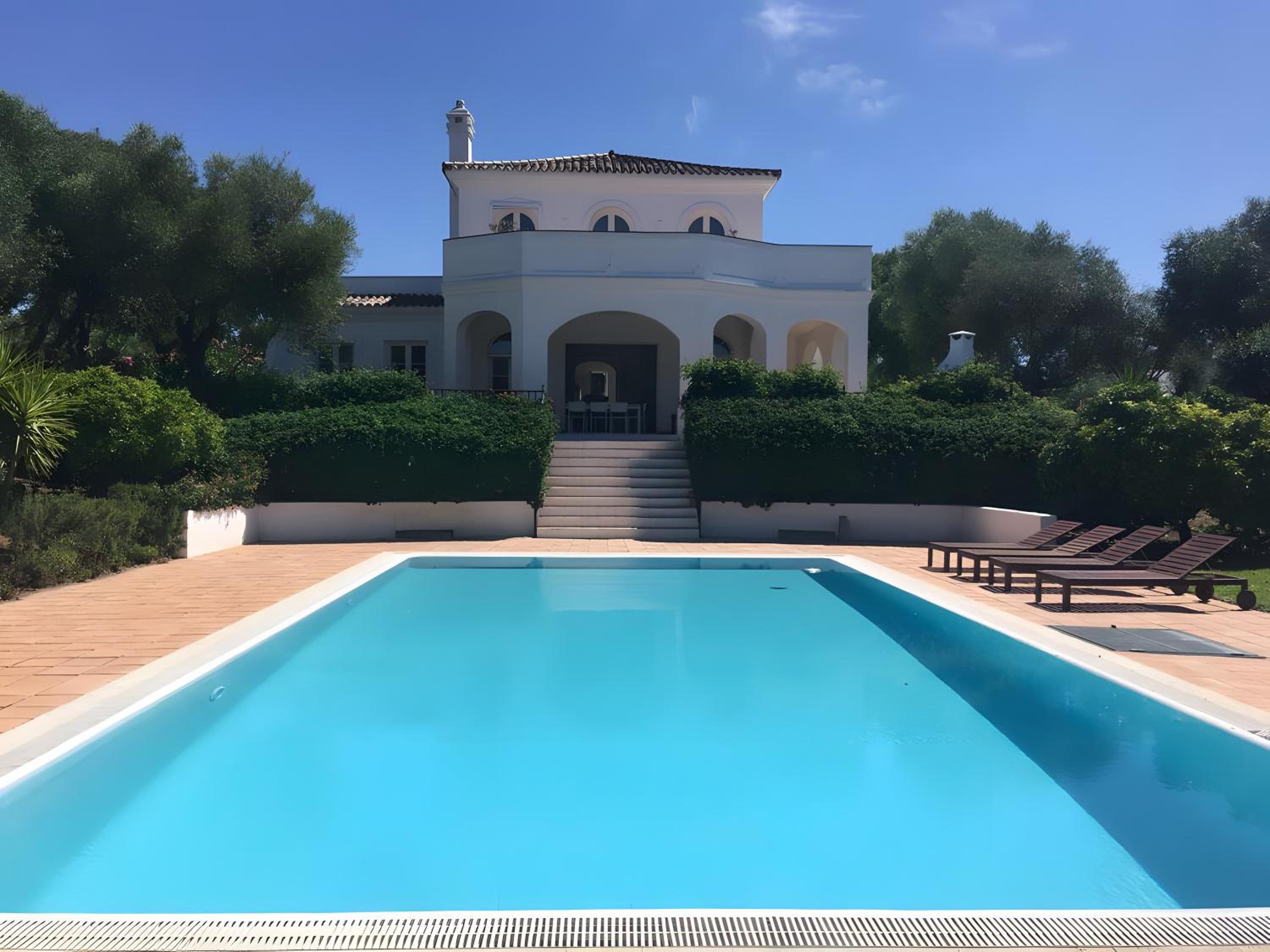 Villa Eagle