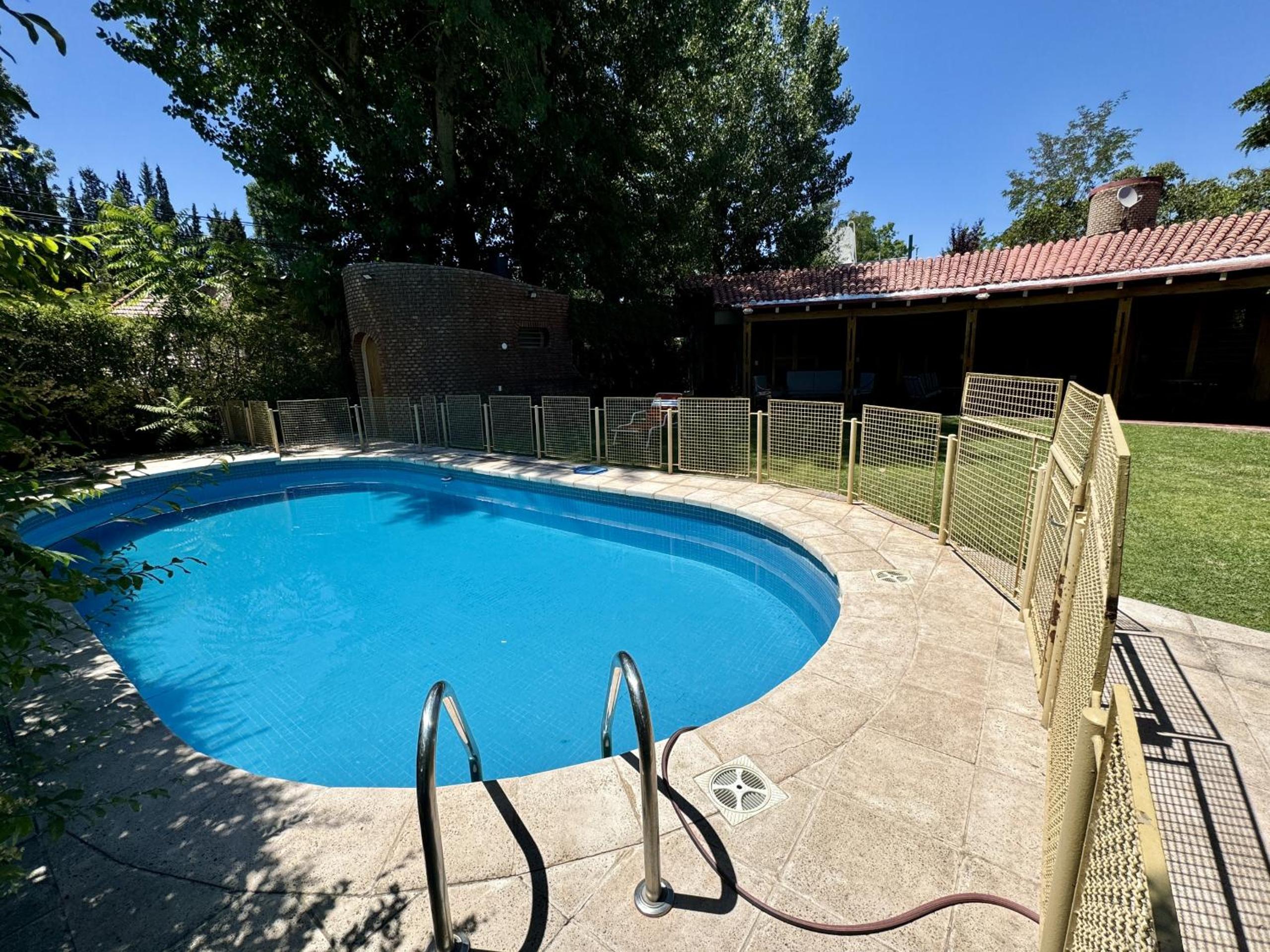Casa Don Molina, en Chacras con pileta!