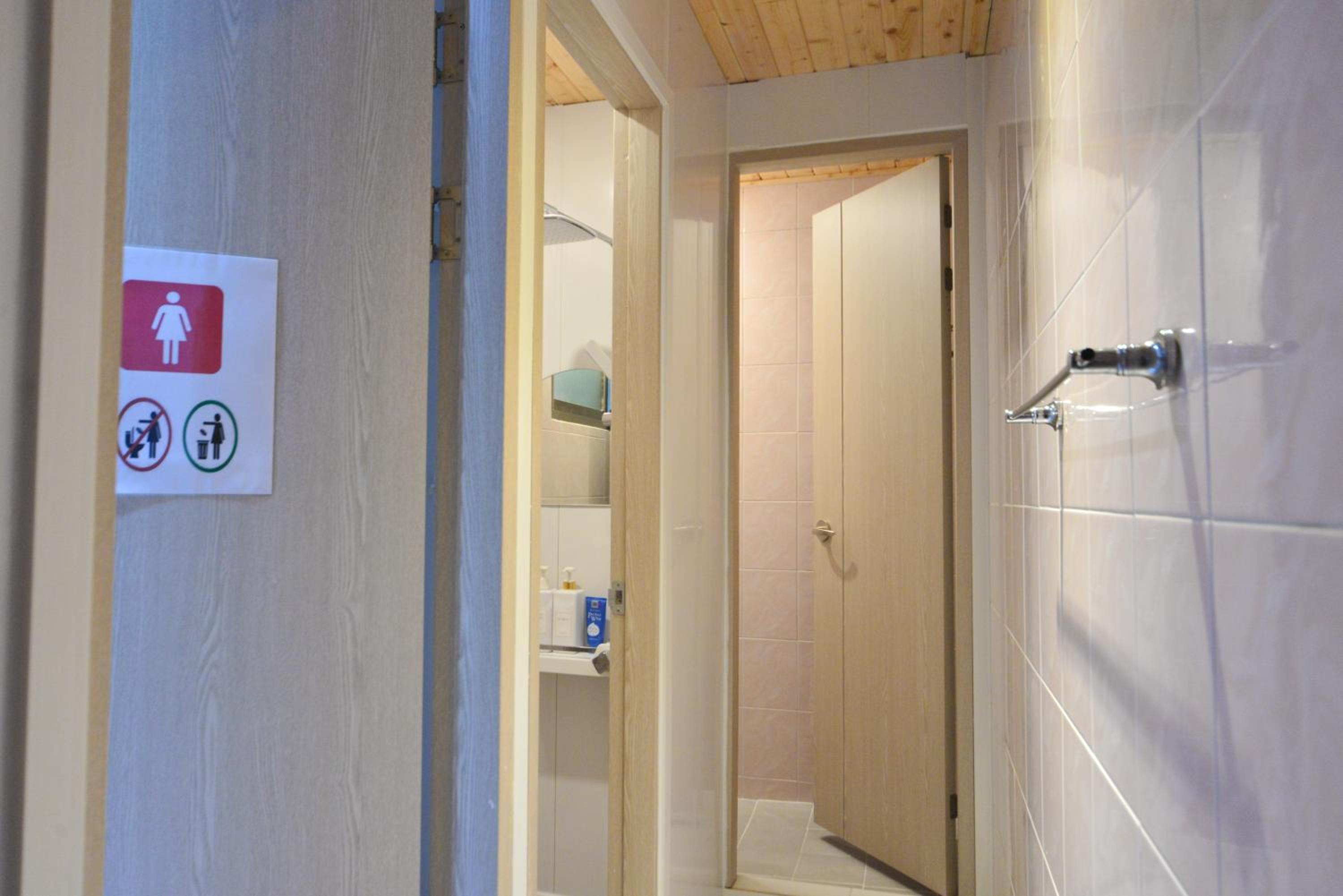 SeoulPapa Guesthouse - Female only